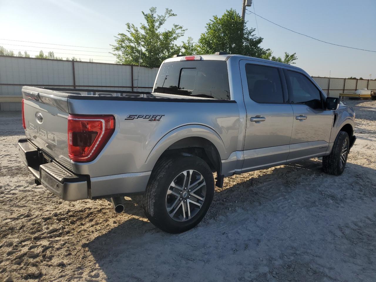 Photo 2 VIN: 1FTFW1EDXPFB63787 - FORD F-150 