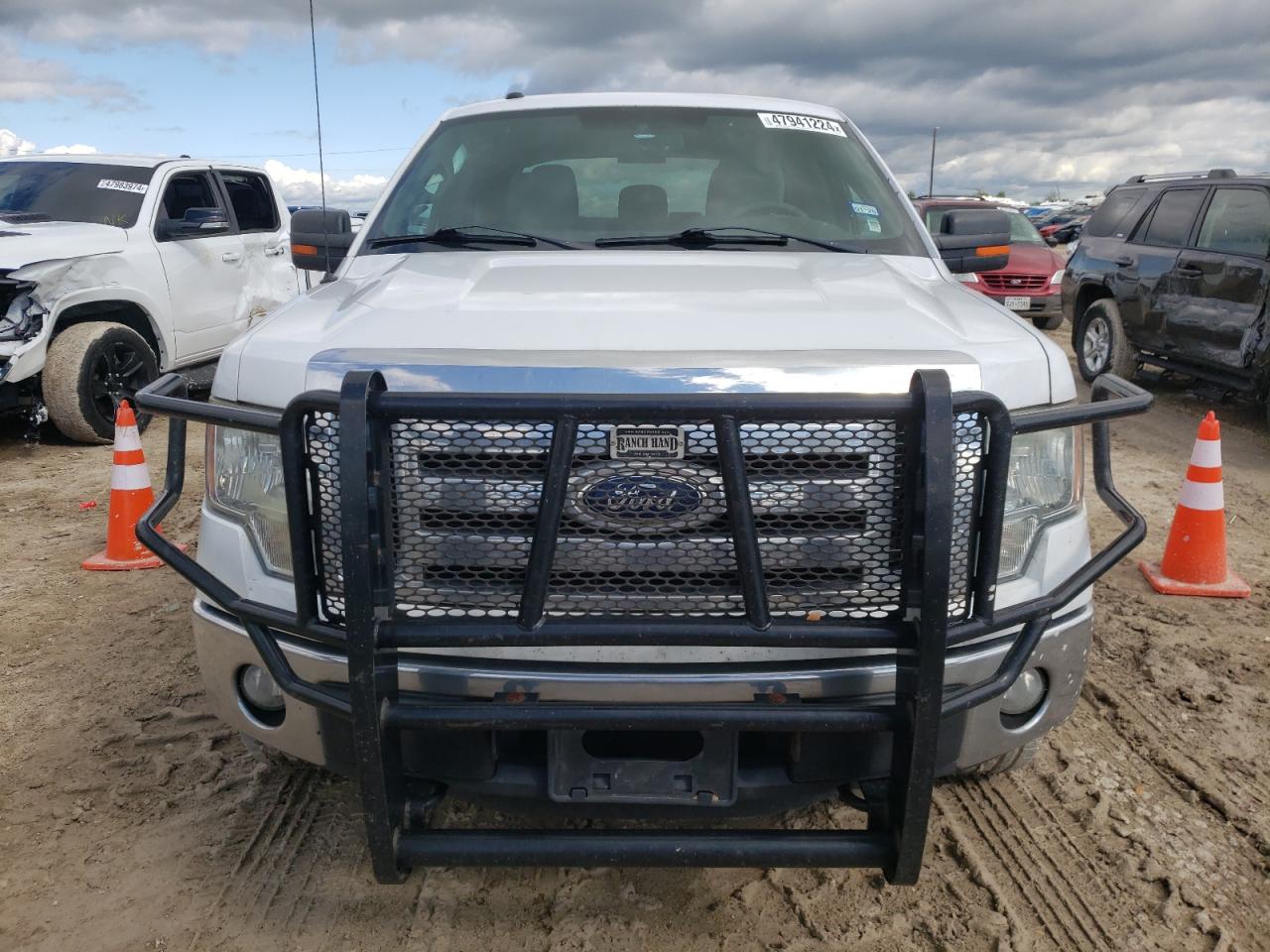 Photo 4 VIN: 1FTFW1EF0CFA04188 - FORD F-150 