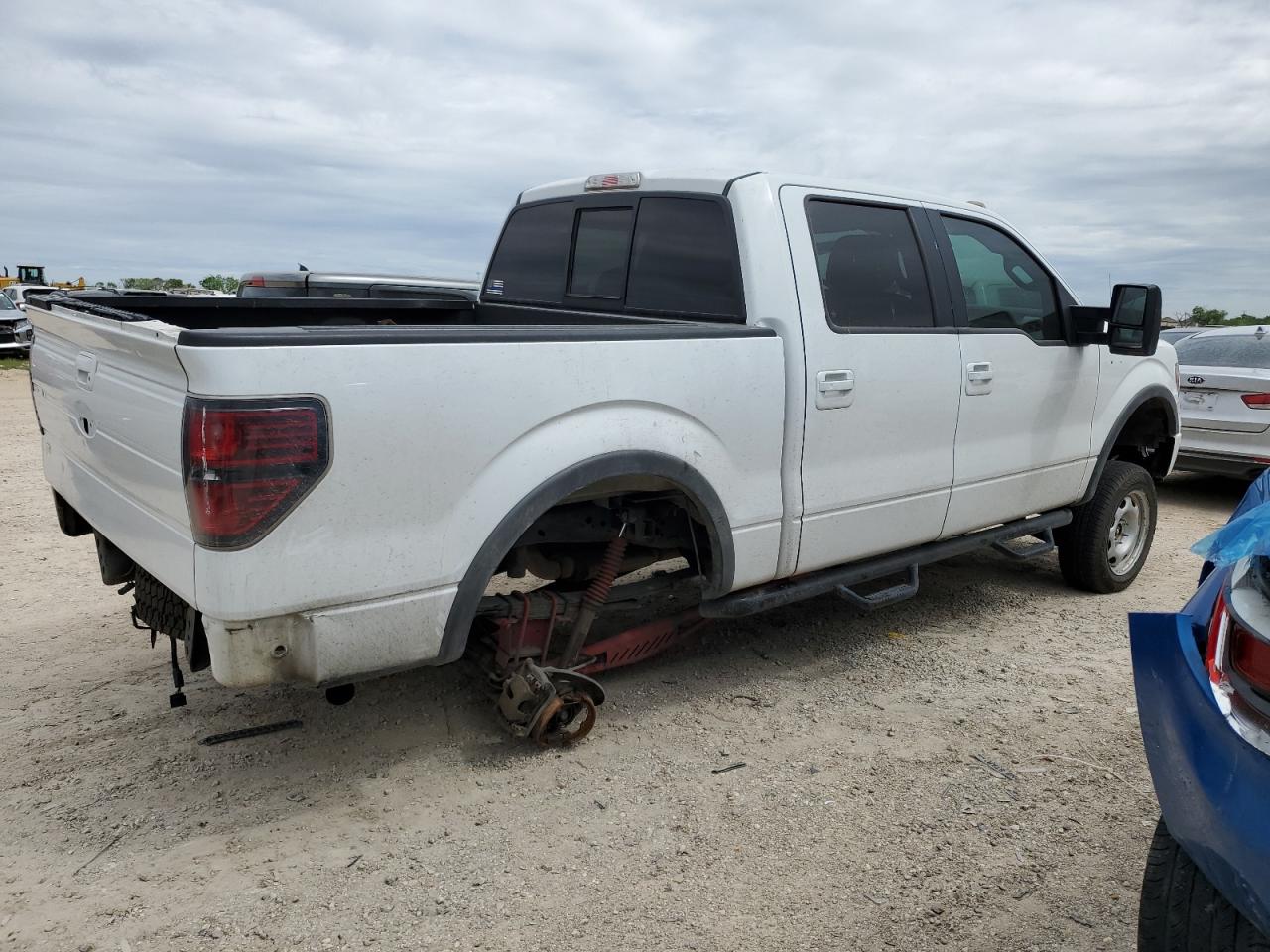 Photo 2 VIN: 1FTFW1EF1DKF93373 - FORD F-150 