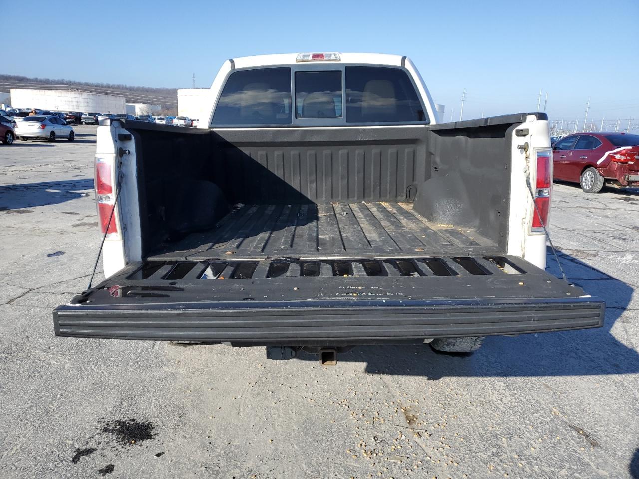 Photo 5 VIN: 1FTFW1EF2BFB55337 - FORD F-150 