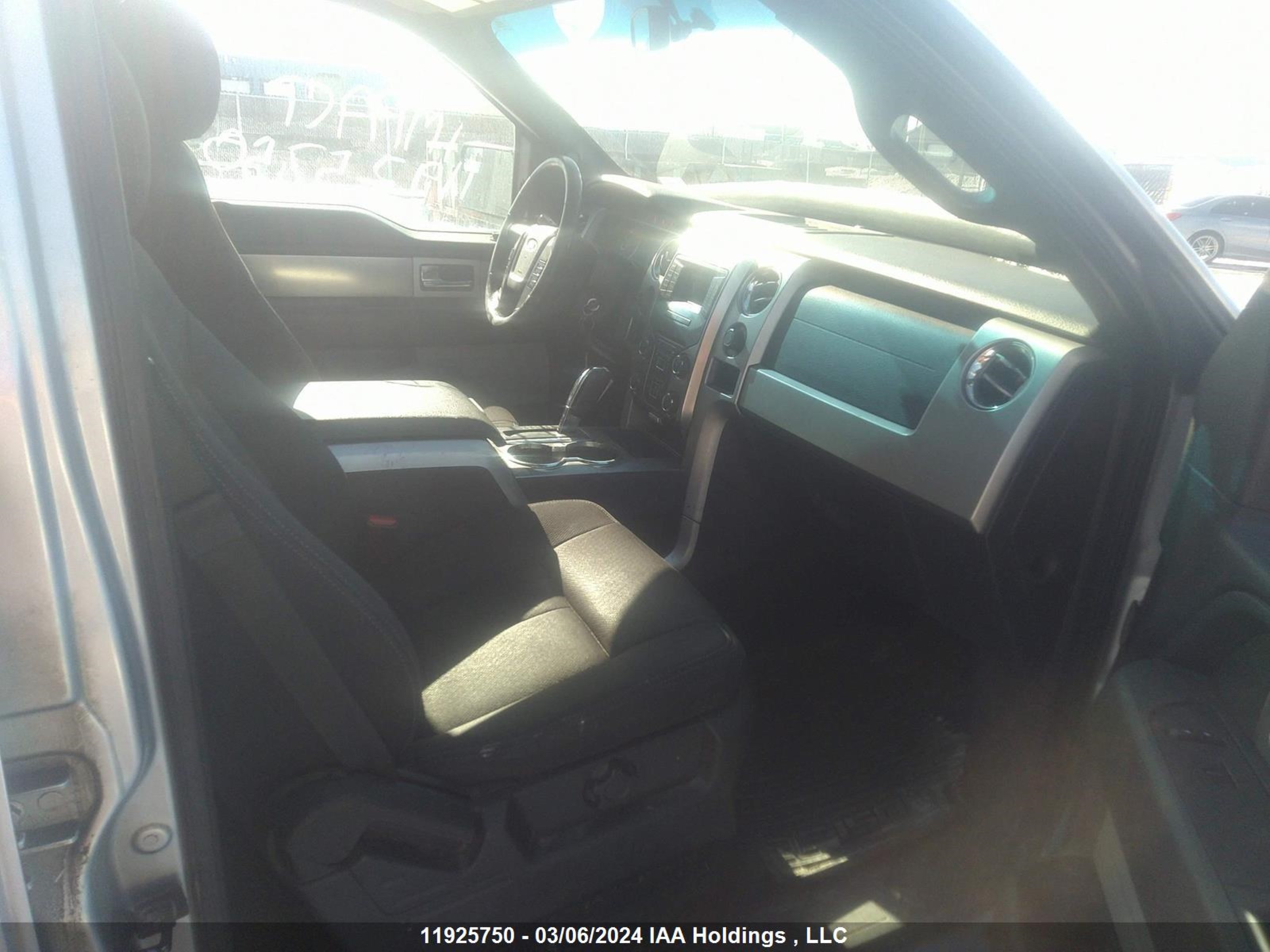 Photo 4 VIN: 1FTFW1EF2DKE73680 - FORD F-150 