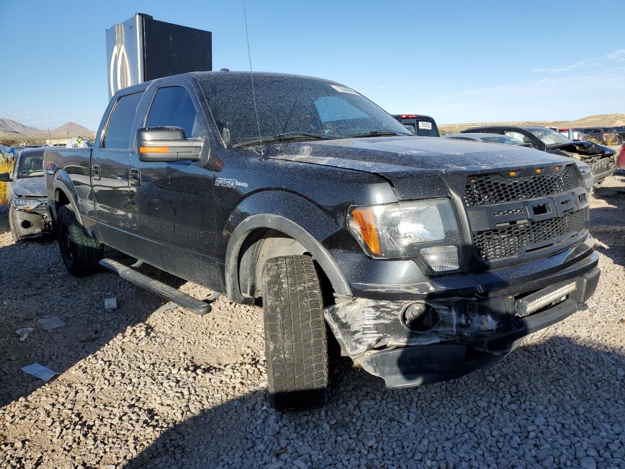 Photo 3 VIN: 1FTFW1EF3CFC64309 - FORD F-150 