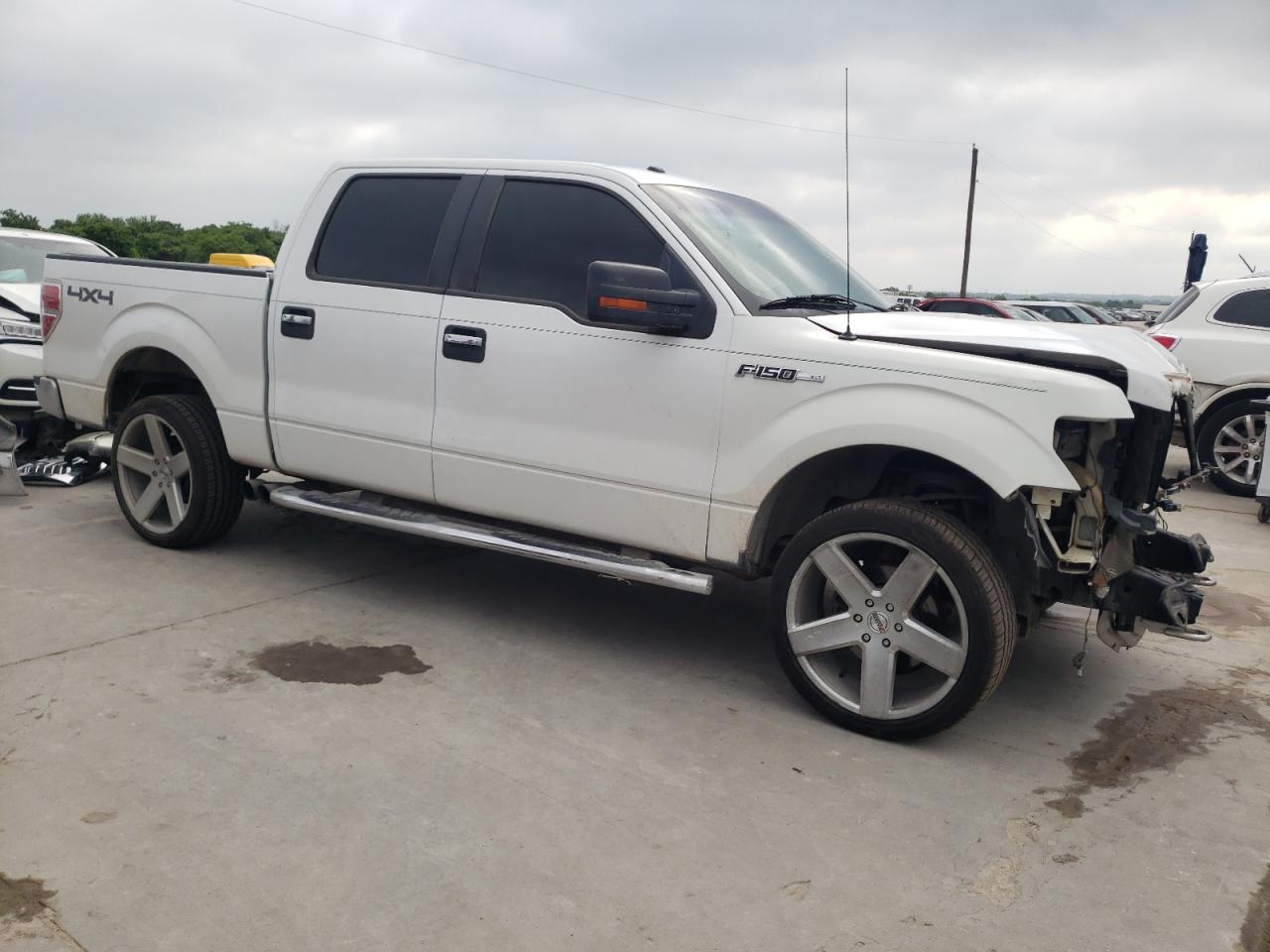 Photo 3 VIN: 1FTFW1EF5BFA77197 - FORD F-150 