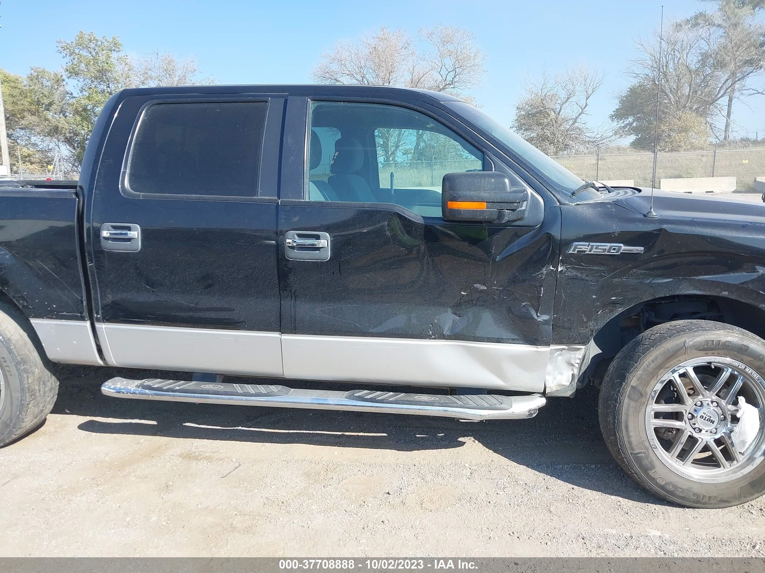 Photo 12 VIN: 1FTFW1EF5BFB17942 - FORD F-150 