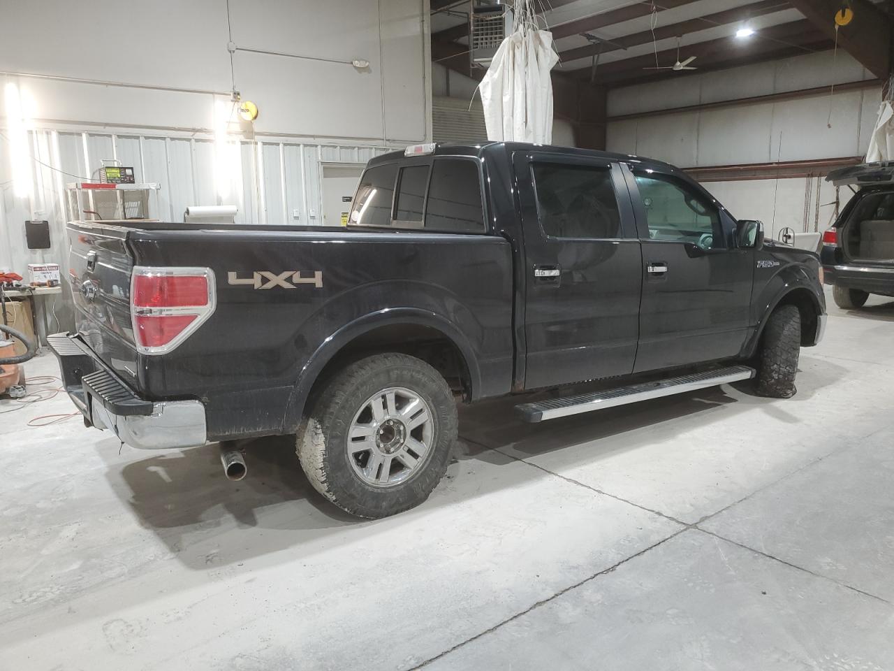 Photo 2 VIN: 1FTFW1EF5CFC38357 - FORD F-150 