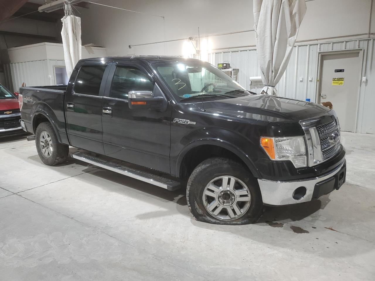 Photo 3 VIN: 1FTFW1EF5CFC38357 - FORD F-150 