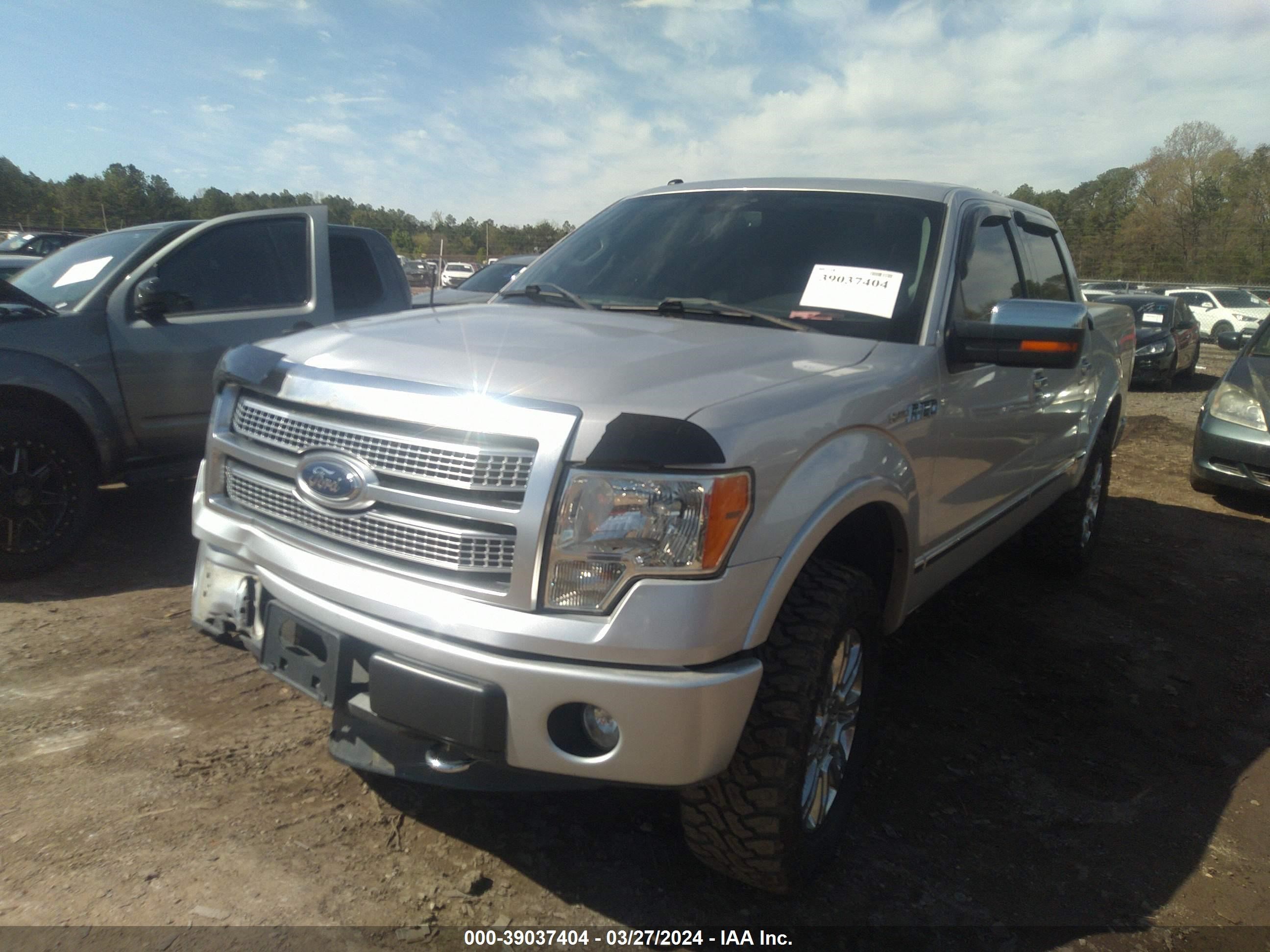 Photo 18 VIN: 1FTFW1EF5CFC70242 - FORD F-150 