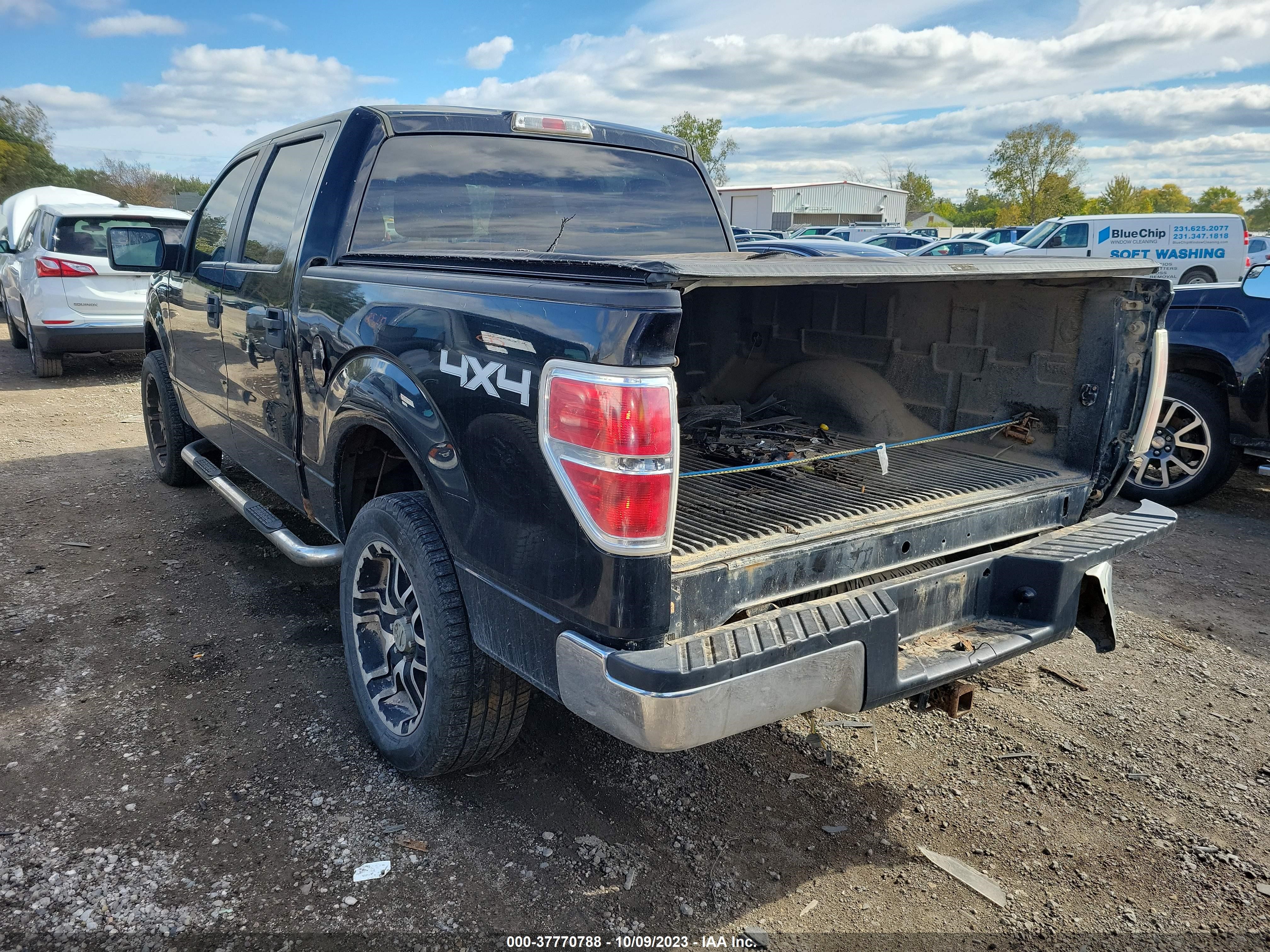 Photo 2 VIN: 1FTFW1EF7DKF73774 - FORD F-150 