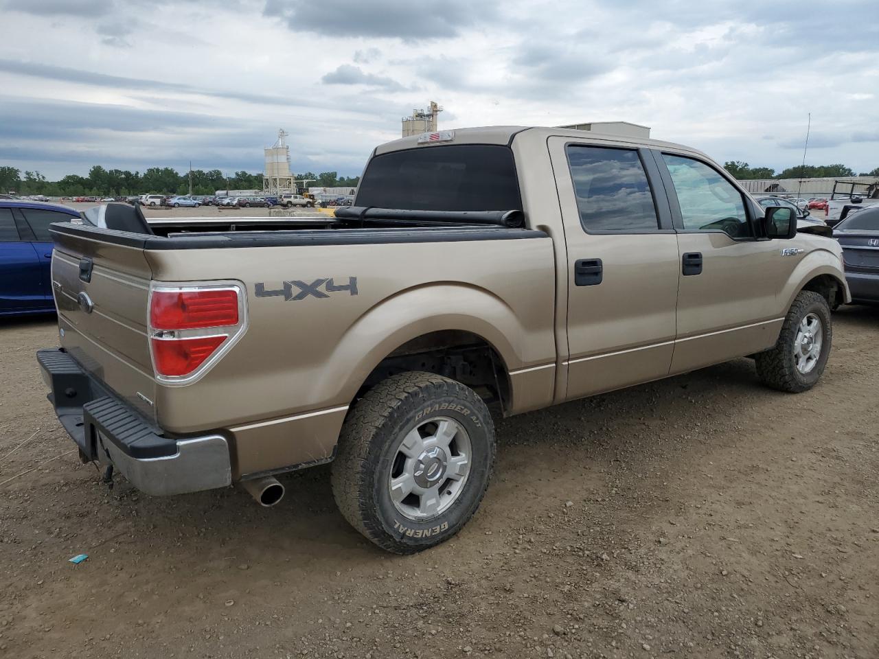 Photo 2 VIN: 1FTFW1EF8DFA87824 - FORD F-150 