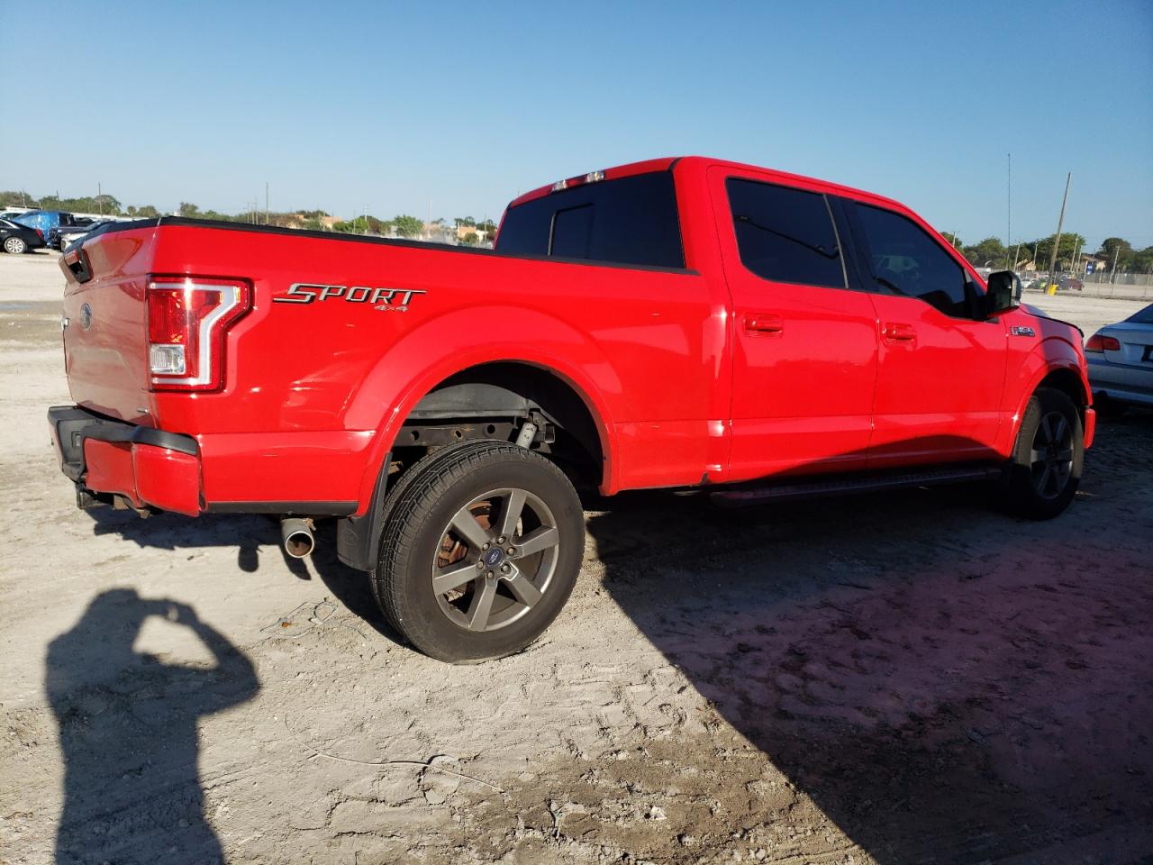 Photo 2 VIN: 1FTFW1EF8GKF58298 - FORD F-150 