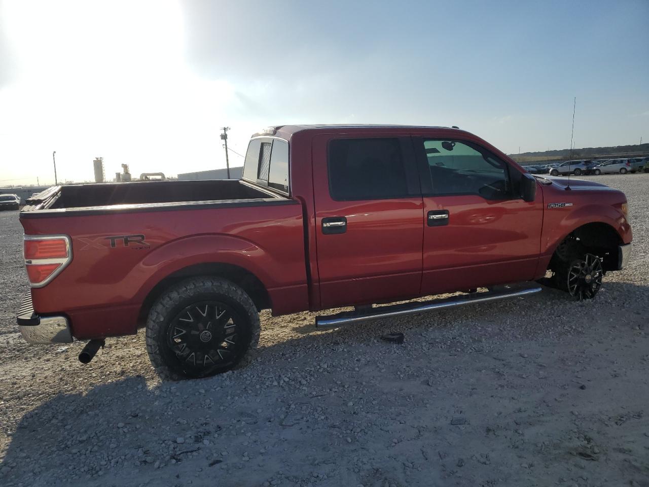 Photo 2 VIN: 1FTFW1EF9BFA64887 - FORD F-150 