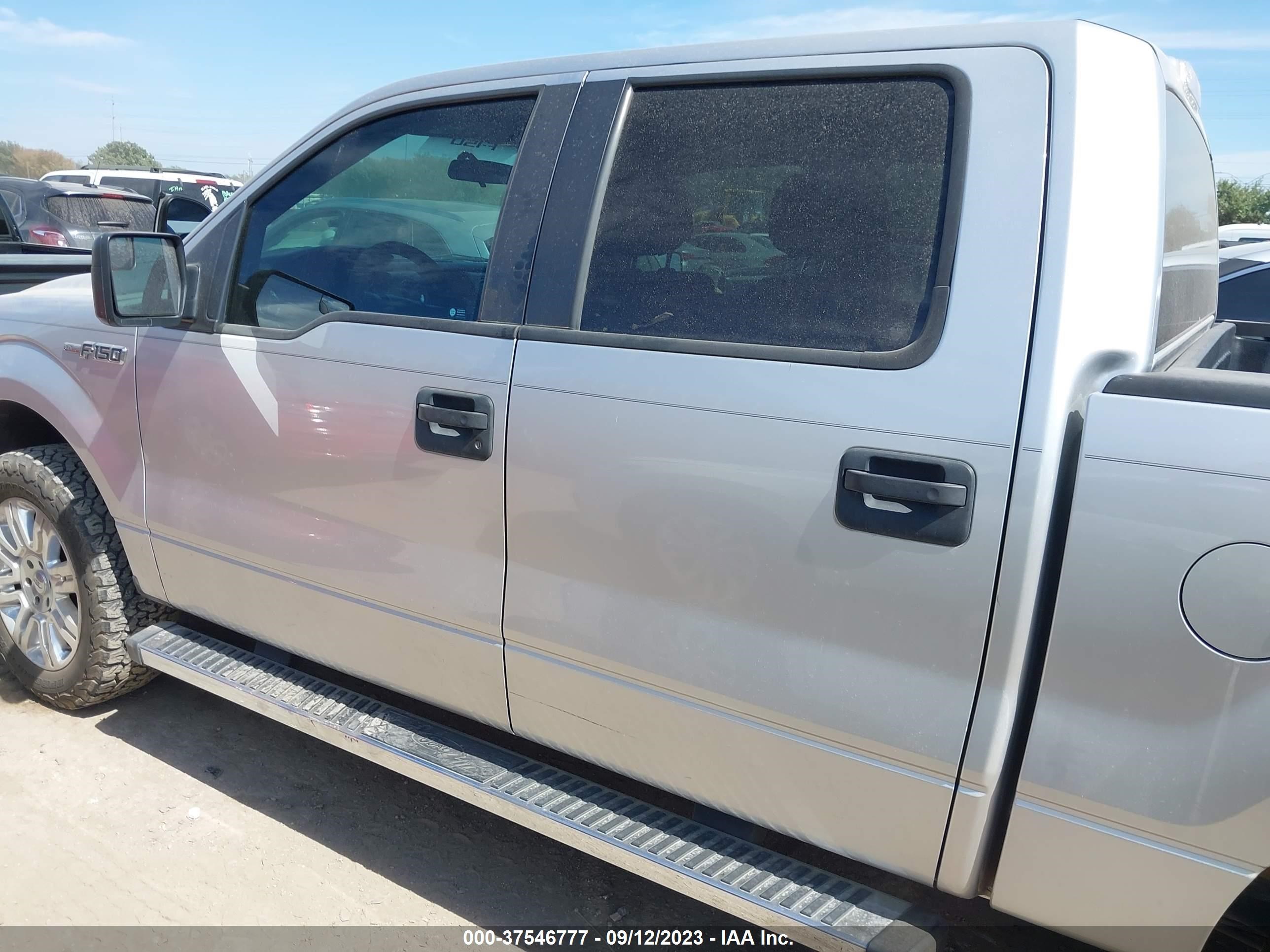 Photo 13 VIN: 1FTFW1EF9CFB94217 - FORD F-150 