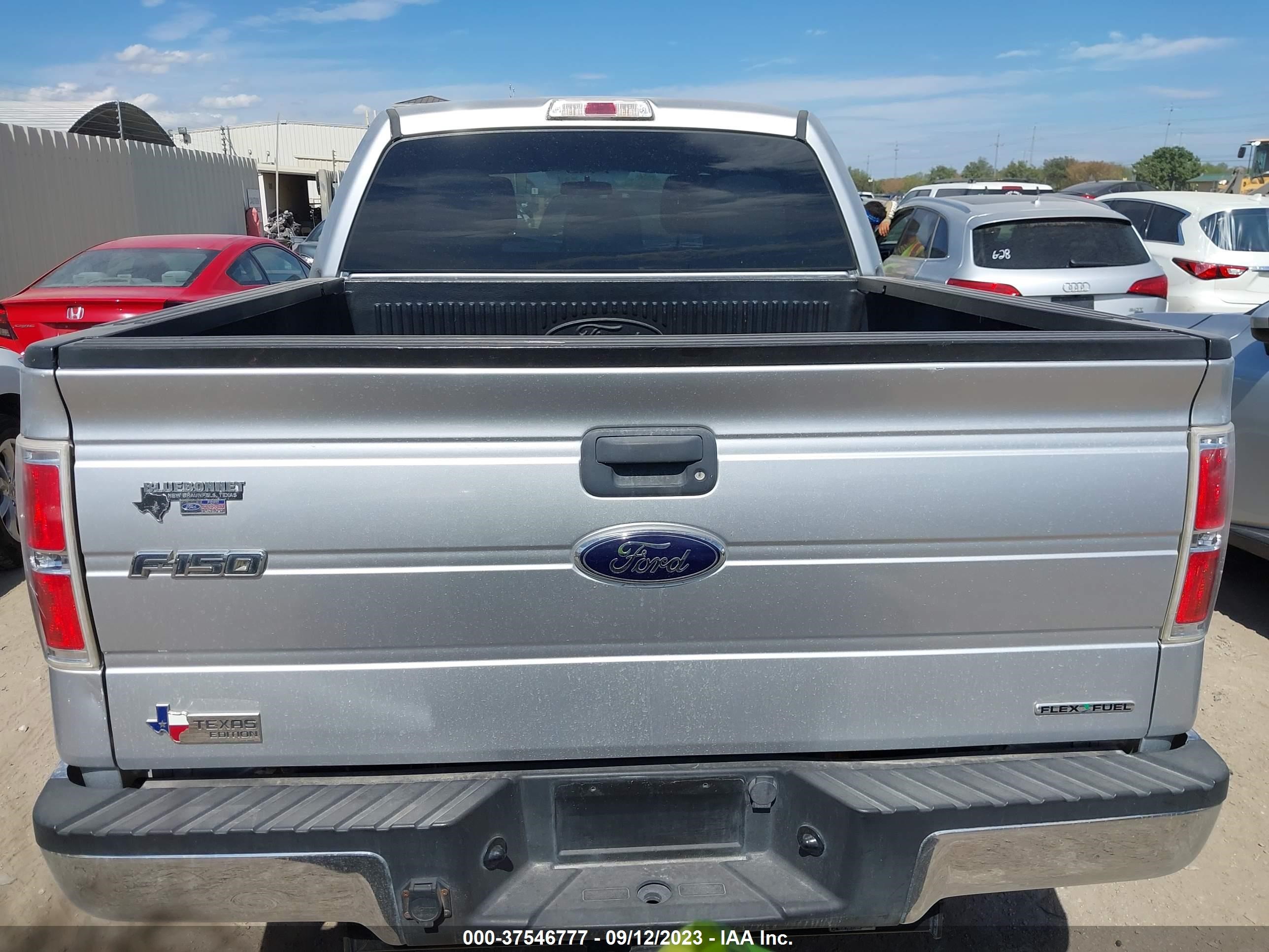 Photo 15 VIN: 1FTFW1EF9CFB94217 - FORD F-150 