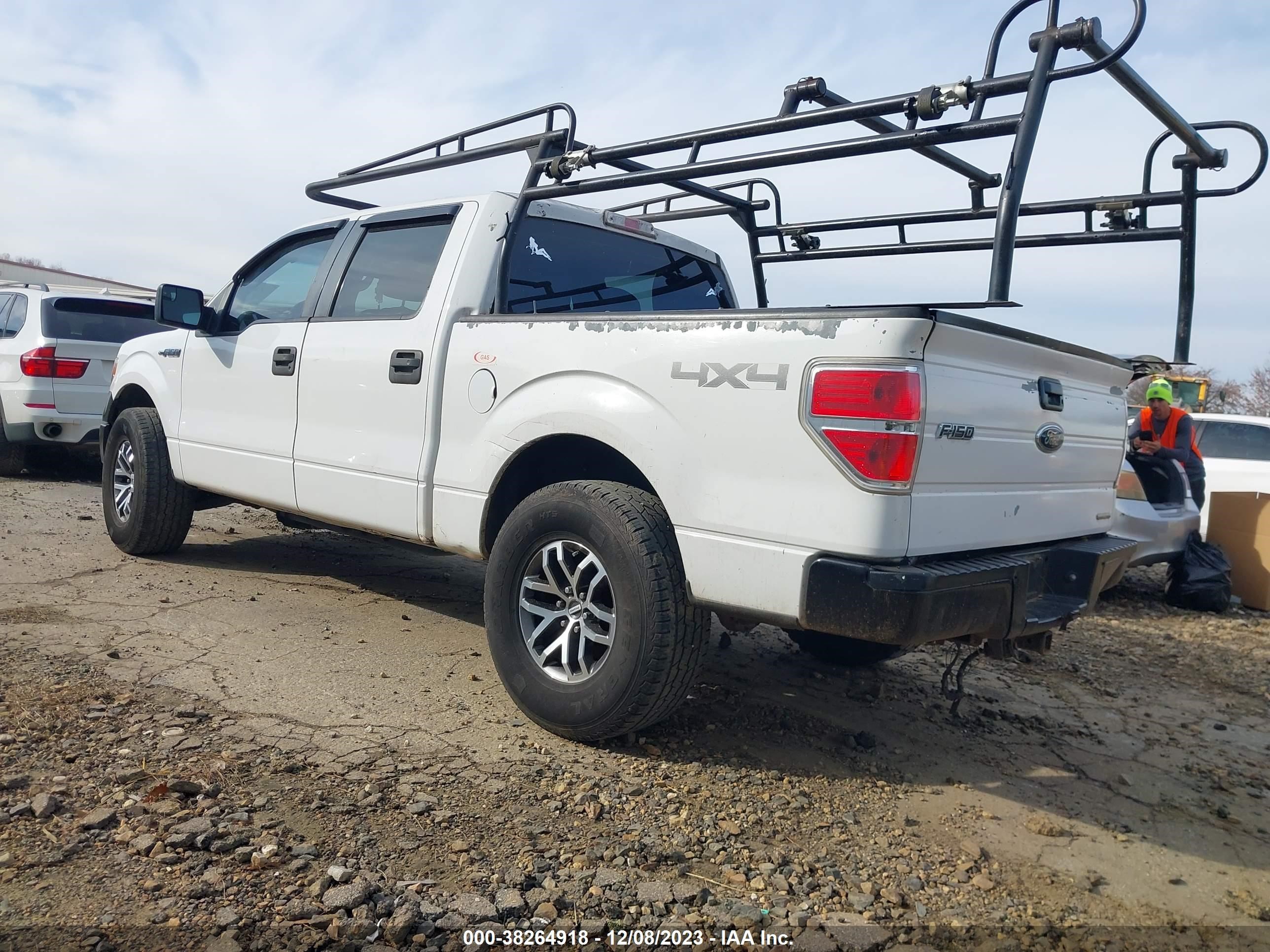 Photo 2 VIN: 1FTFW1EFXBKD90706 - FORD F-150 