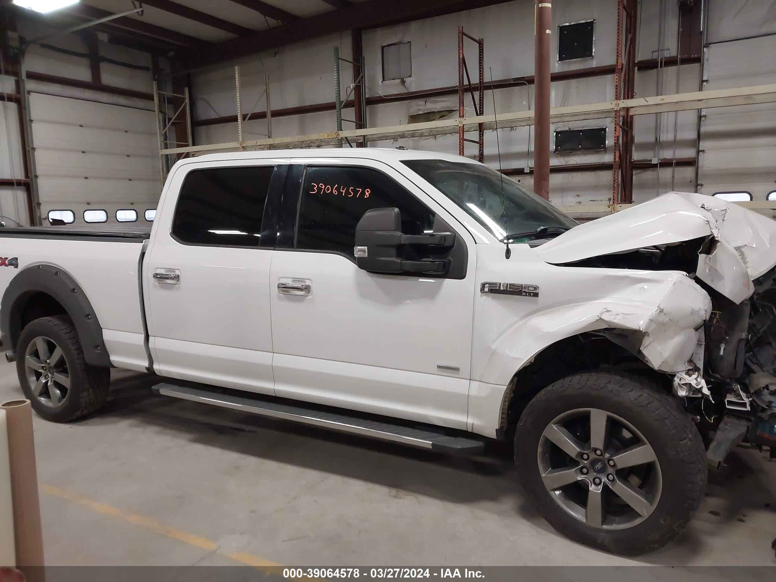 Photo 12 VIN: 1FTFW1EG1FFB12767 - FORD F-150 