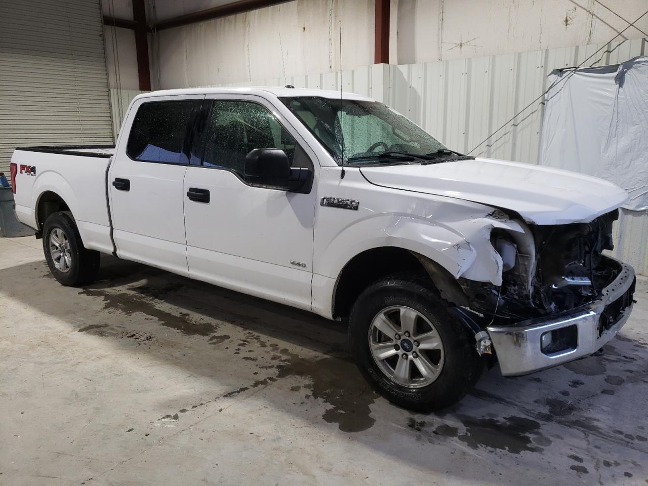 Photo 3 VIN: 1FTFW1EG4FKE18675 - FORD F-150 