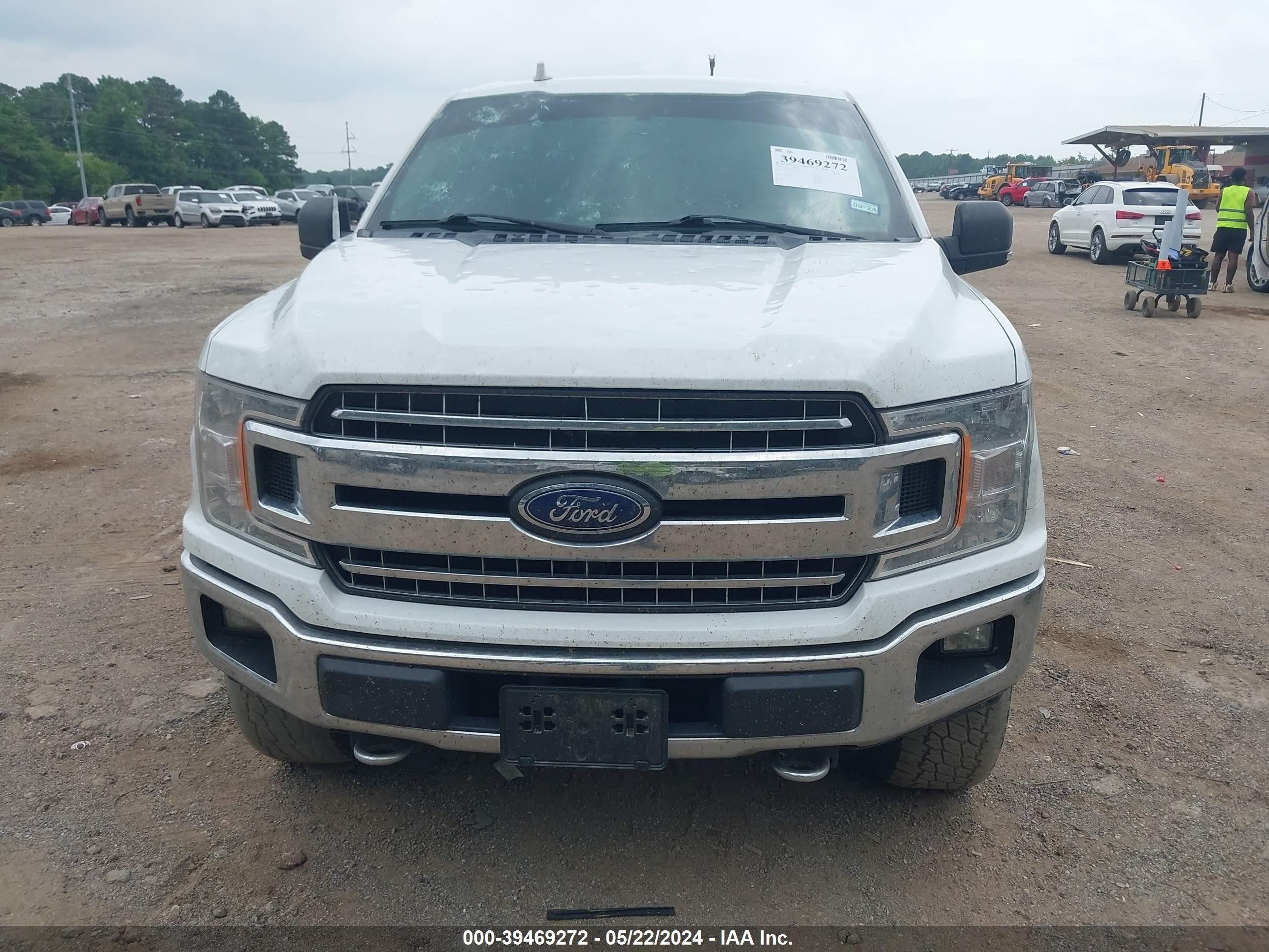 Photo 11 VIN: 1FTFW1EG6JFB55834 - FORD F-150 