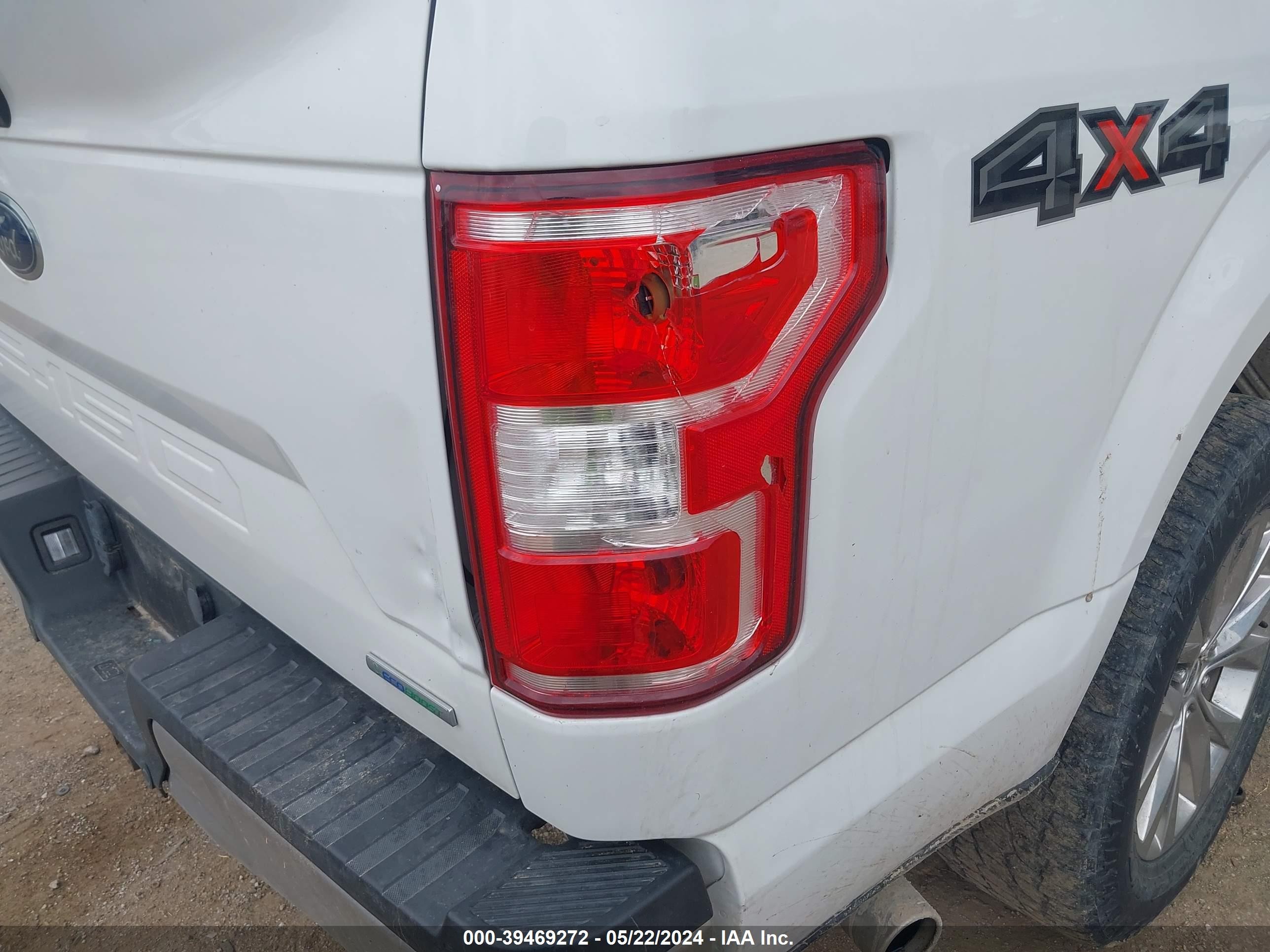 Photo 19 VIN: 1FTFW1EG6JFB55834 - FORD F-150 