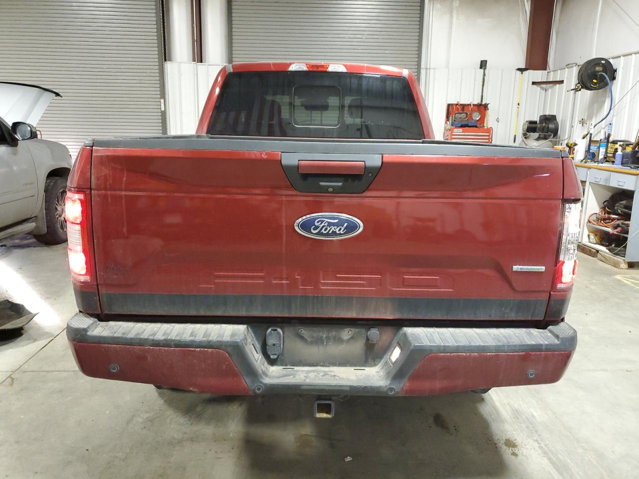 Photo 5 VIN: 1FTFW1EG8JFA81705 - FORD F-150 