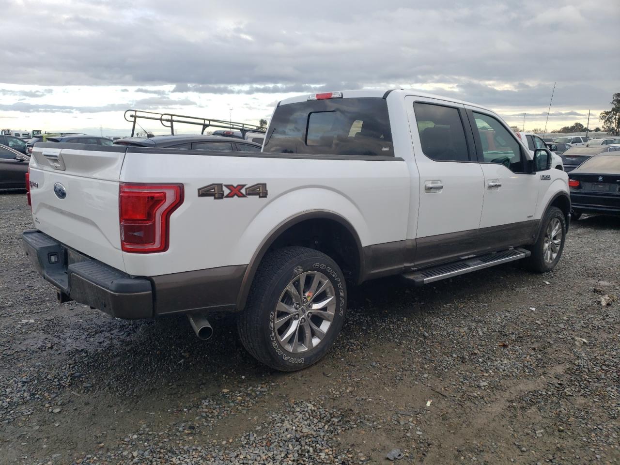 Photo 2 VIN: 1FTFW1EG9HKD82369 - FORD F-150 