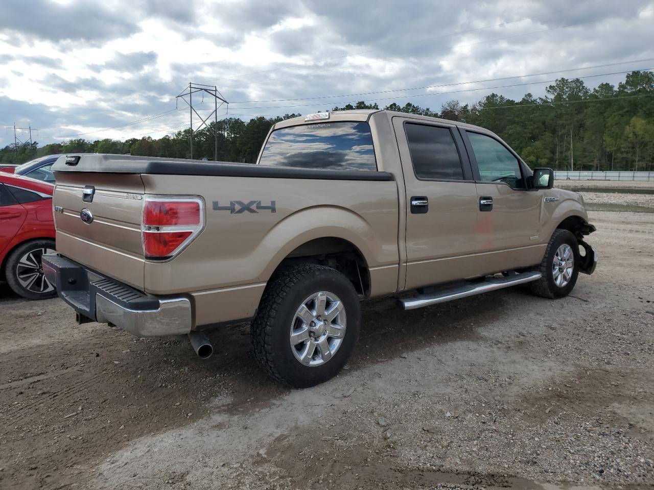 Photo 2 VIN: 1FTFW1ET0DKD45394 - FORD F-150 