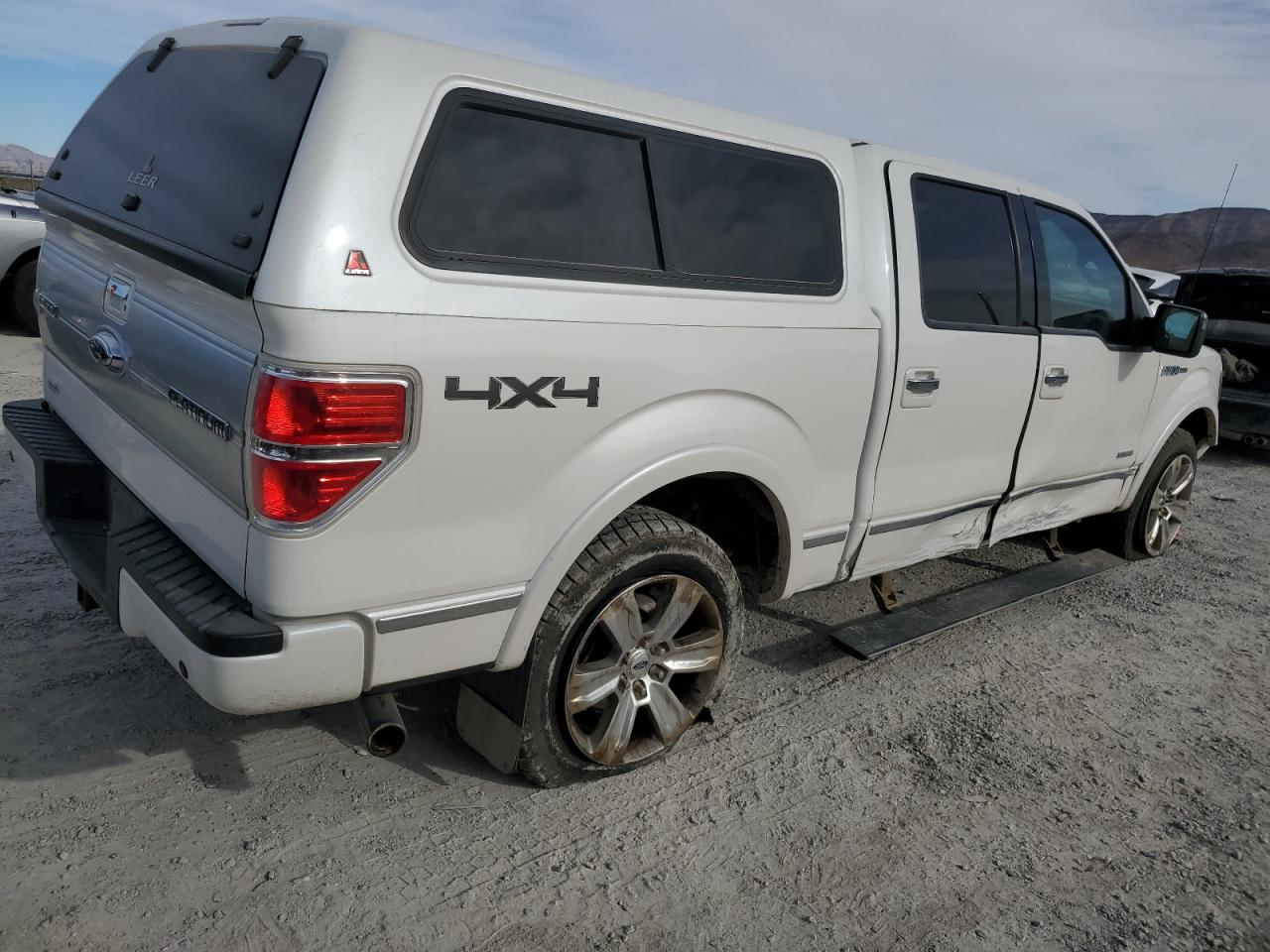 Photo 2 VIN: 1FTFW1ET2DFB83003 - FORD F-150 