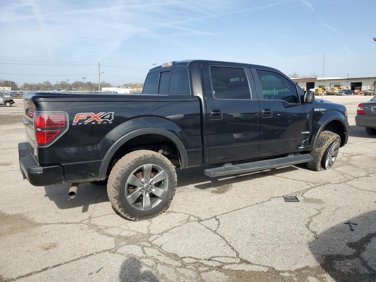 Photo 2 VIN: 1FTFW1ET3DFA11255 - FORD F-150 