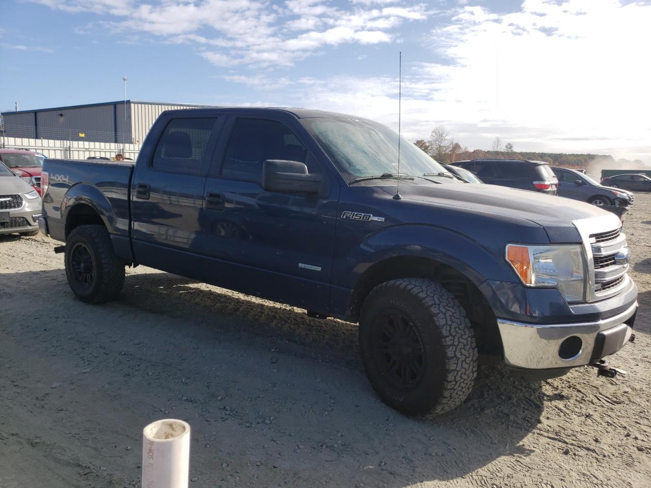 Photo 3 VIN: 1FTFW1ET4DFC08628 - FORD F-150 