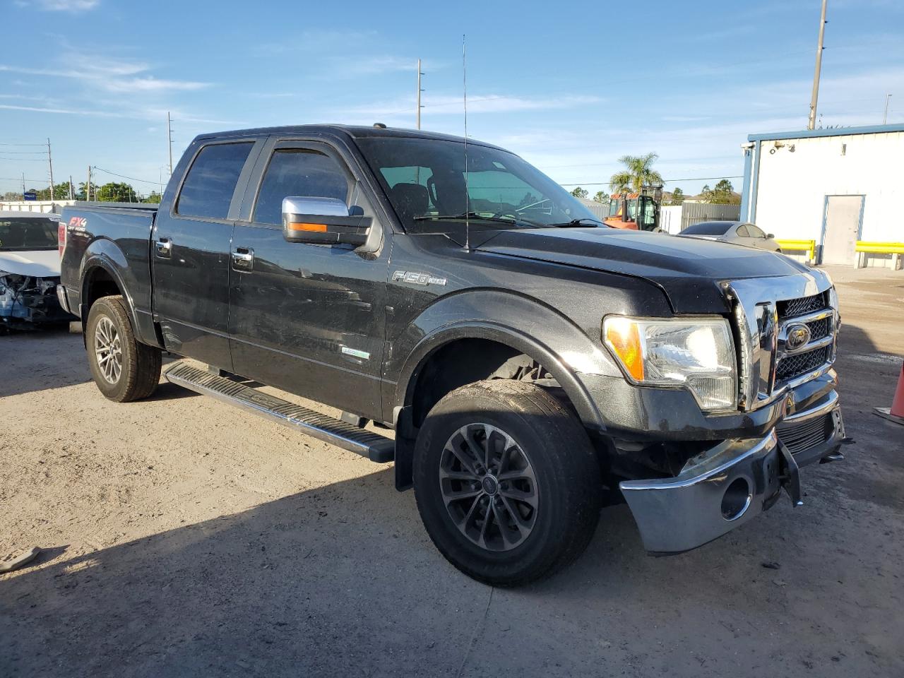 Photo 3 VIN: 1FTFW1ET5CFB22579 - FORD F-150 