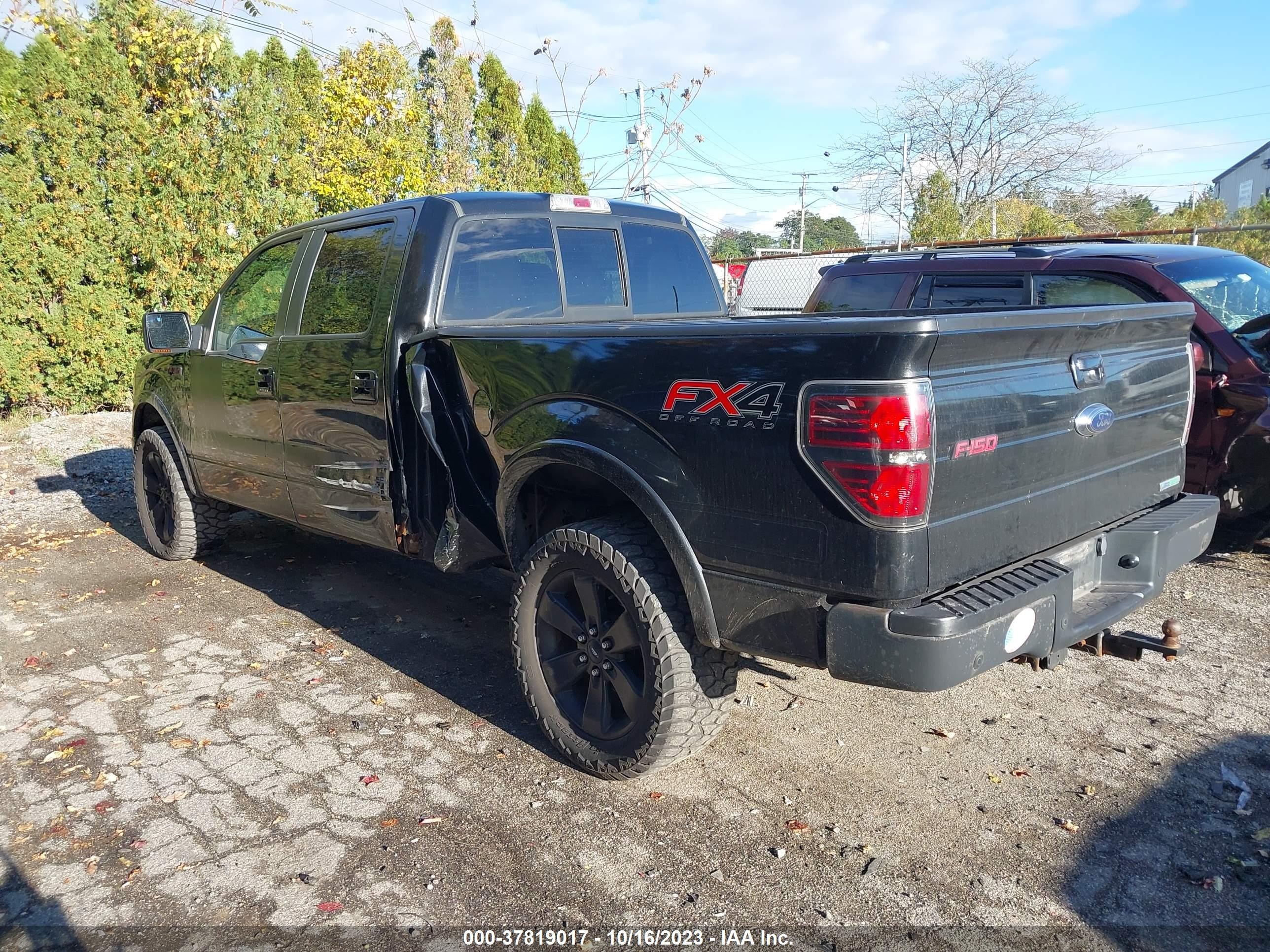 Photo 2 VIN: 1FTFW1ET6CFB49810 - FORD F-150 