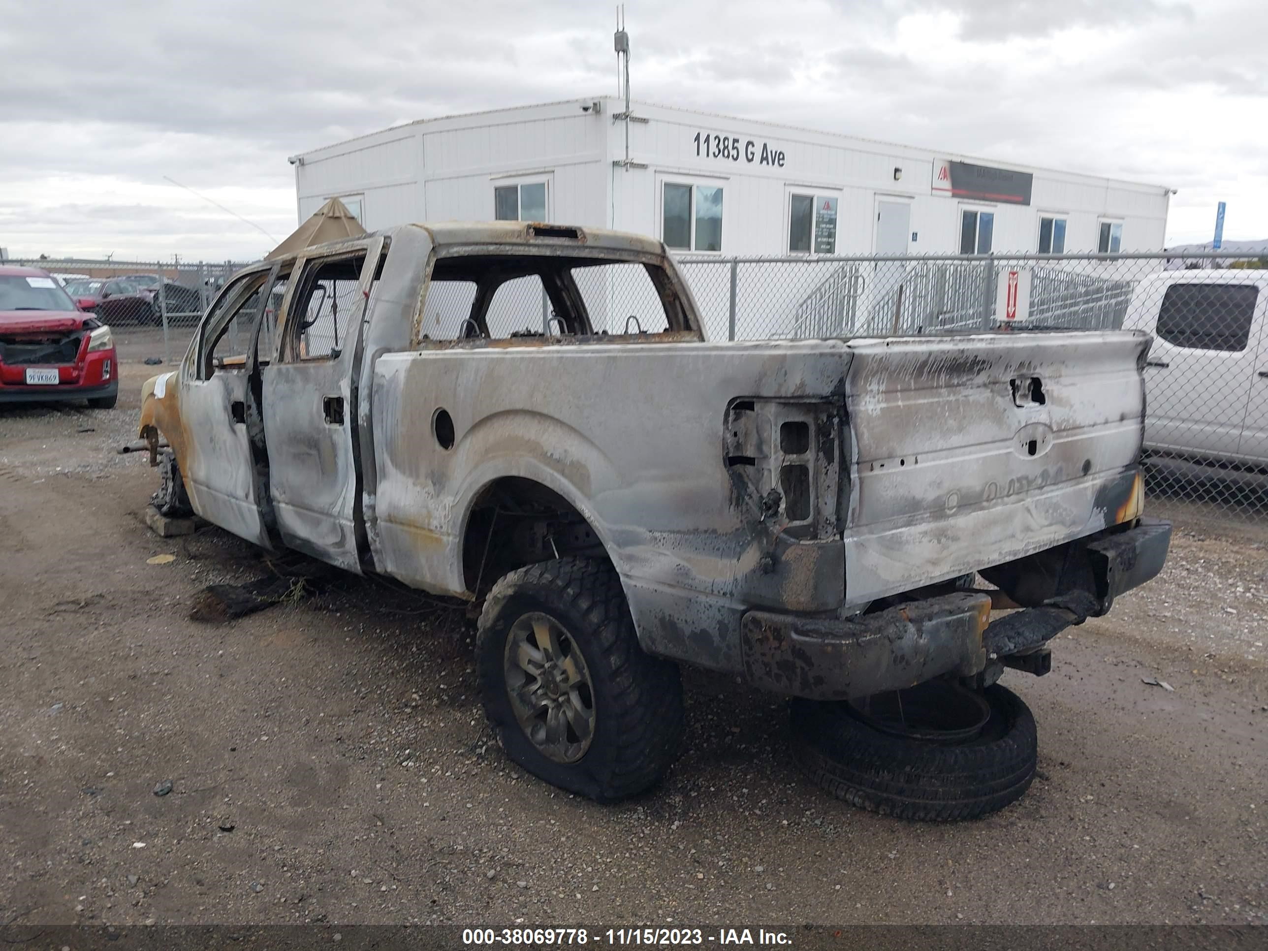 Photo 2 VIN: 1FTFW1ET8DKD65439 - FORD F-150 