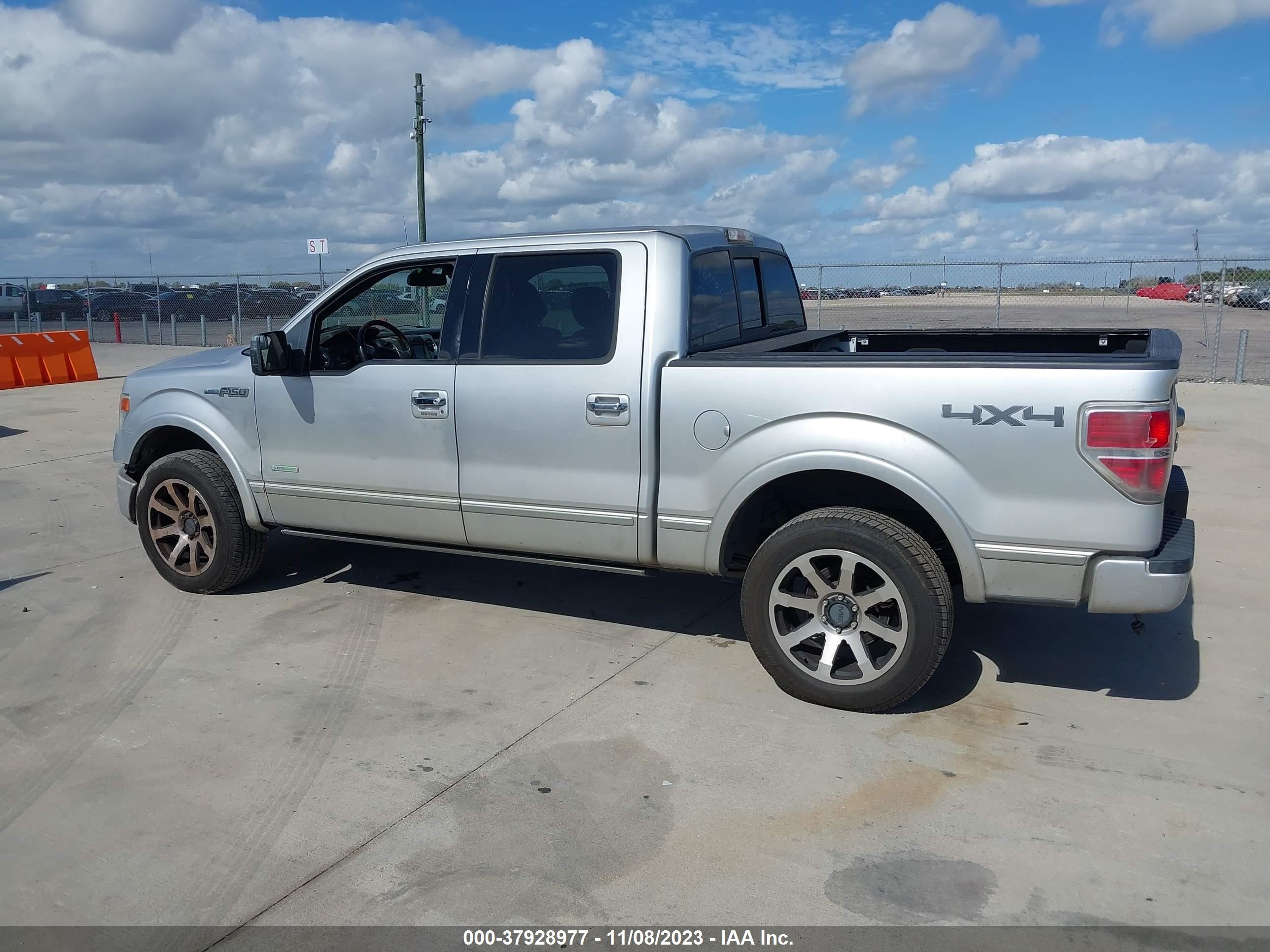 Photo 13 VIN: 1FTFW1ET8EFA84042 - FORD F-150 