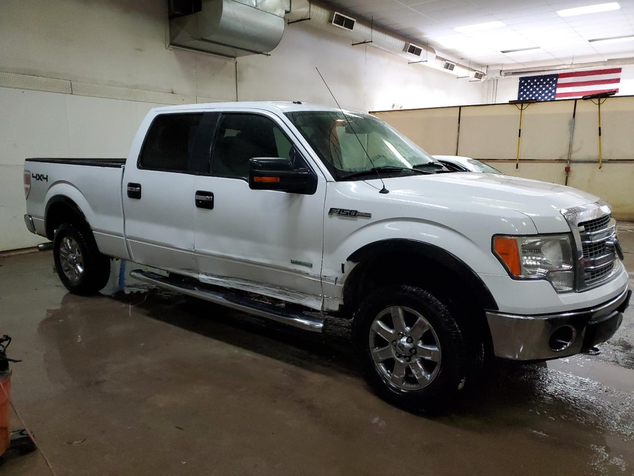 Photo 3 VIN: 1FTFW1ET9DFA36189 - FORD F-150 