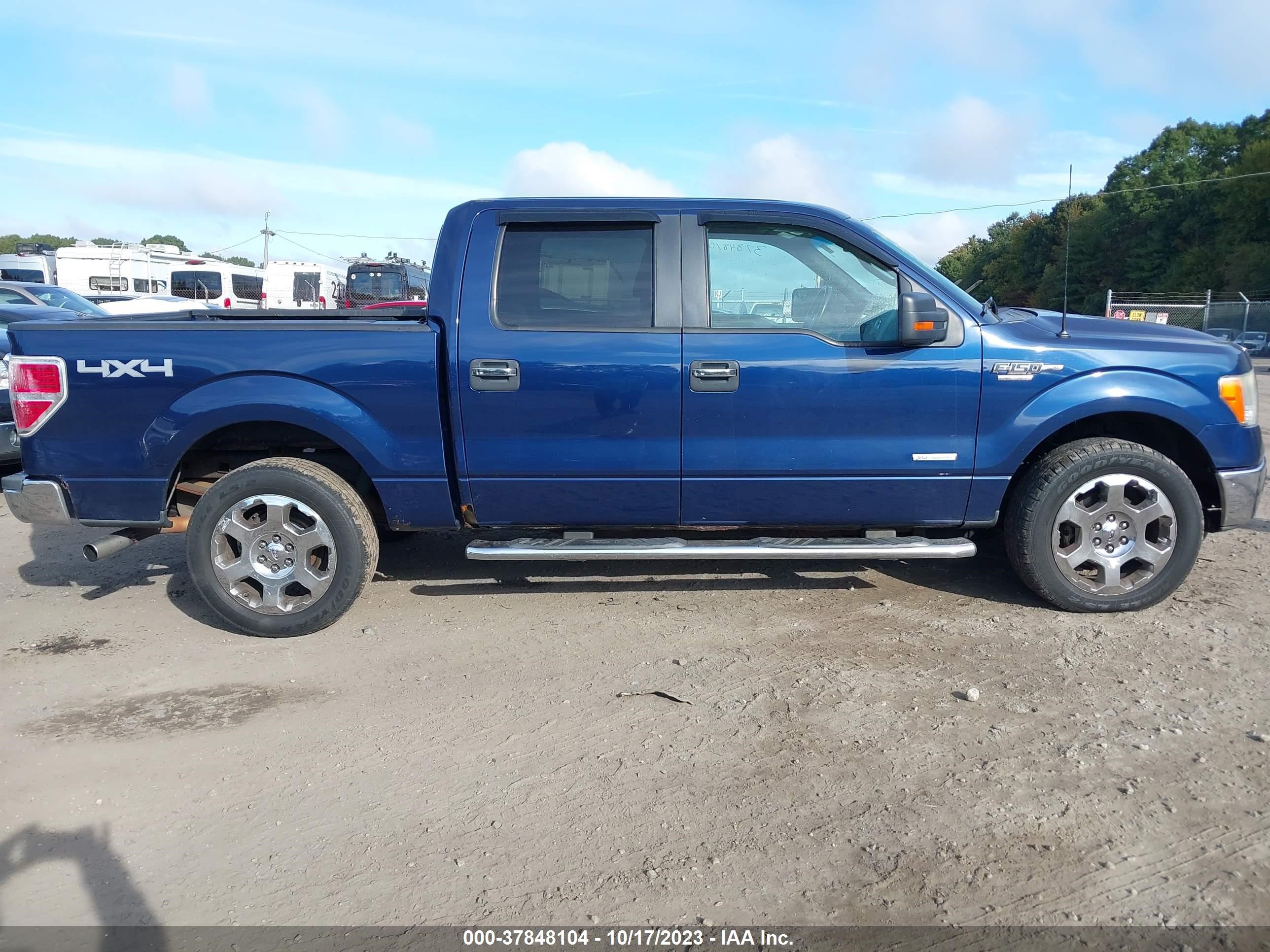 Photo 12 VIN: 1FTFW1ETXBFD18323 - FORD F-150 