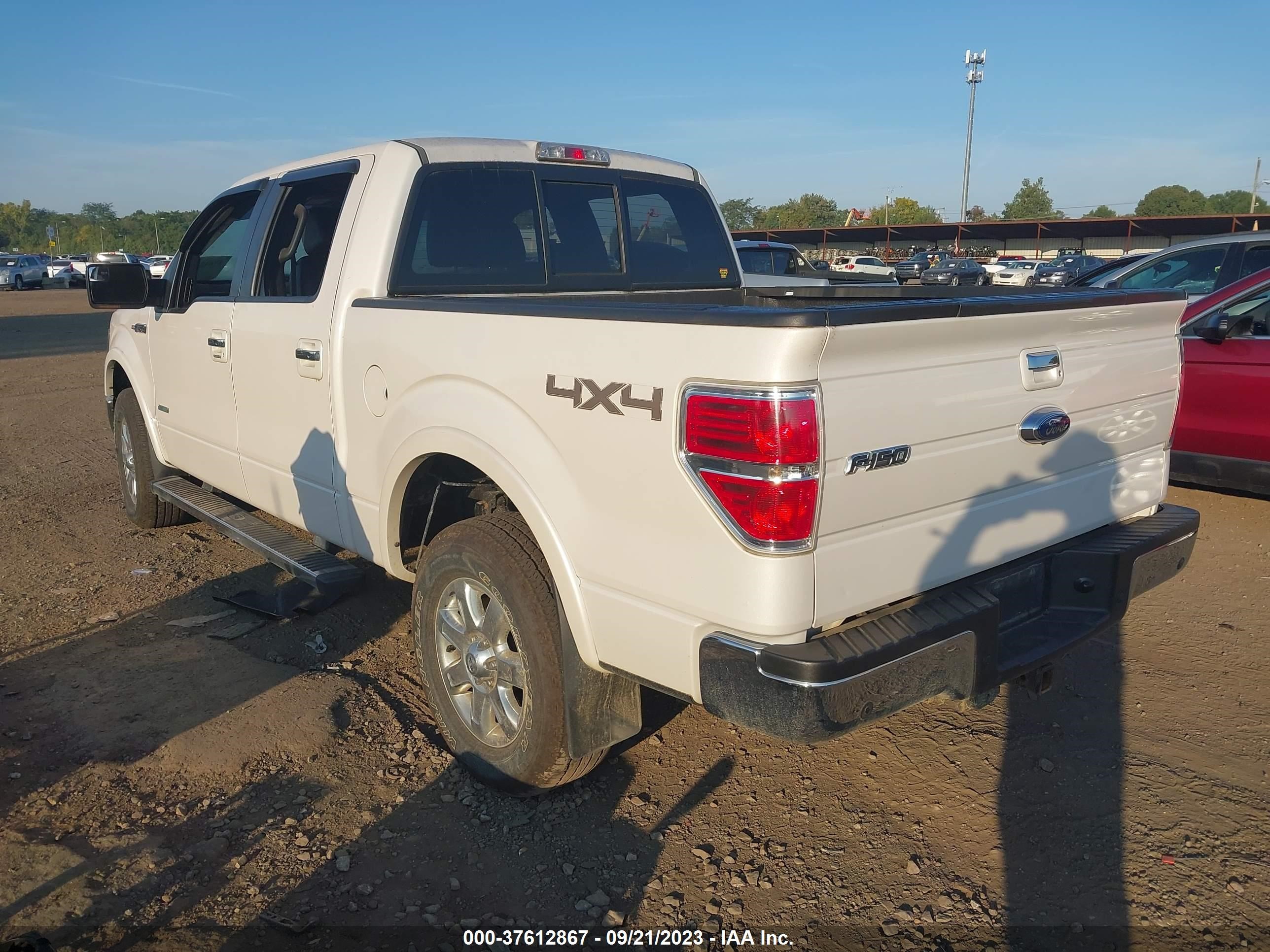 Photo 2 VIN: 1FTFW1ETXDKD40820 - FORD F-150 