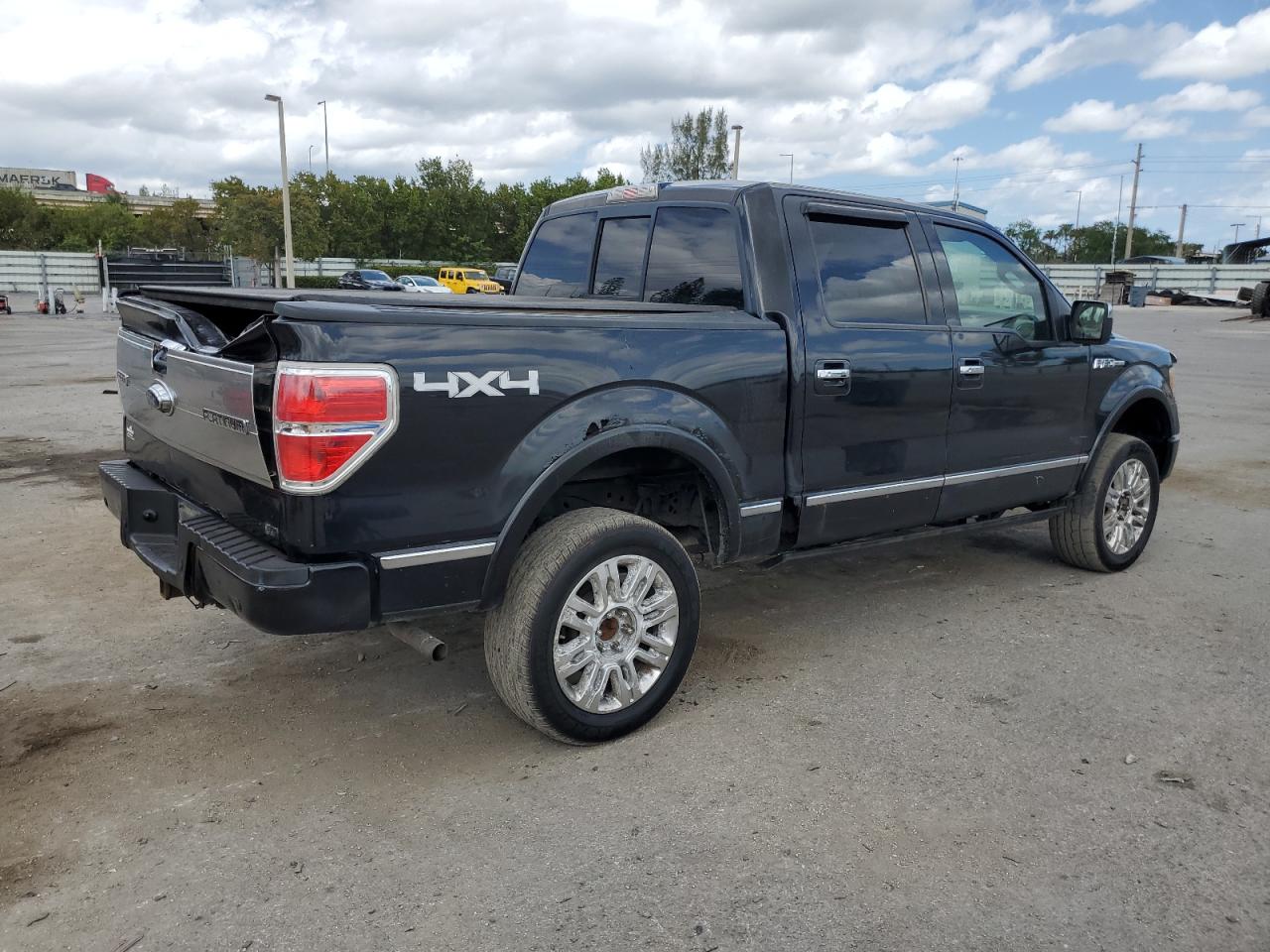 Photo 3 VIN: 1FTFW1EV2AFD37562 - FORD F-150 