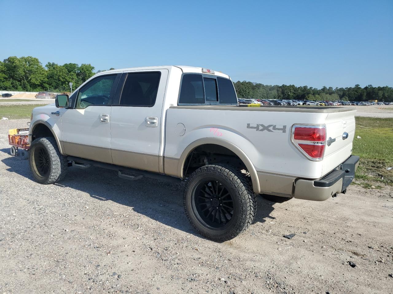 Photo 1 VIN: 1FTFW1EV6AKE73636 - FORD F-150 