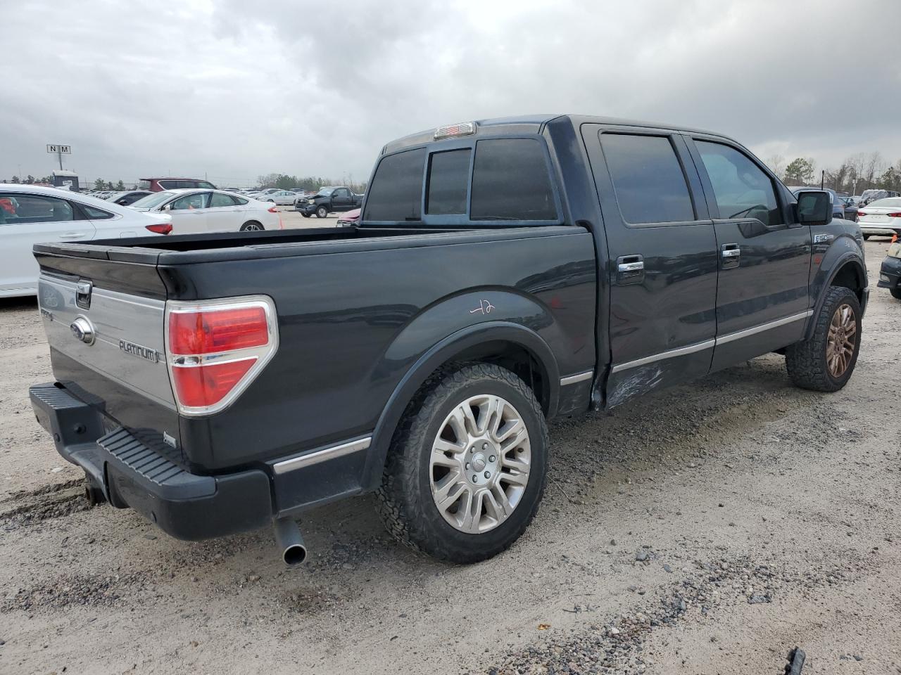 Photo 2 VIN: 1FTFW1EVXAFC96775 - FORD F-150 