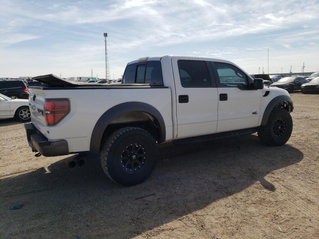 Photo 2 VIN: 1FTFW1R66BFC62711 - FORD F-150 