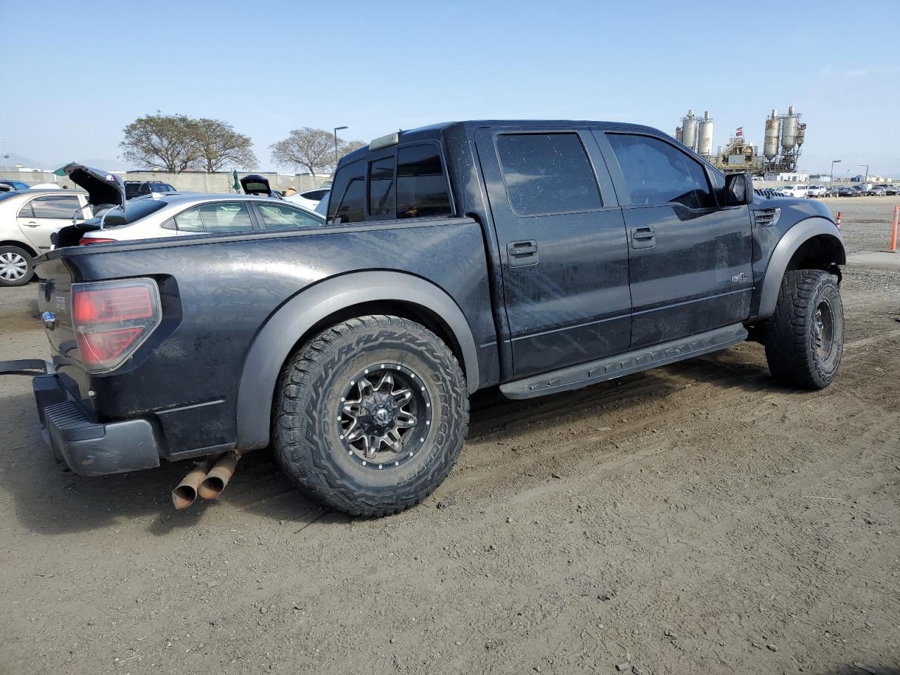 Photo 2 VIN: 1FTFW1R68BFA67886 - FORD F-150 