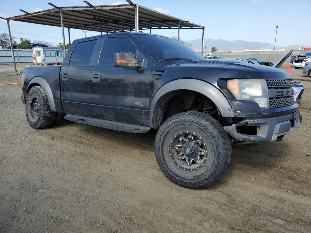 Photo 3 VIN: 1FTFW1R68BFA67886 - FORD F-150 