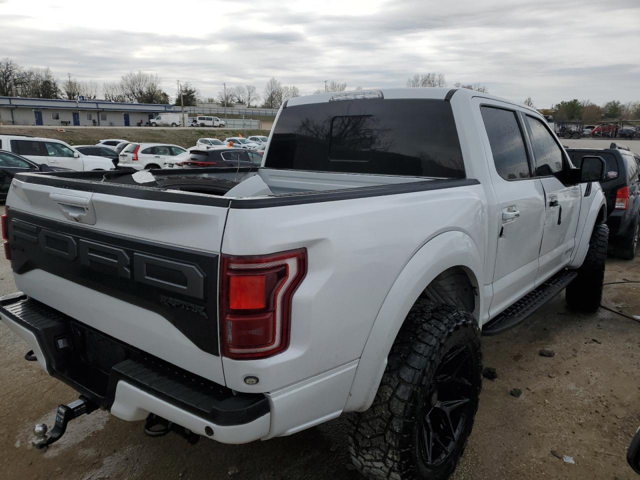 Photo 2 VIN: 1FTFW1RG2KFC45994 - FORD F150 