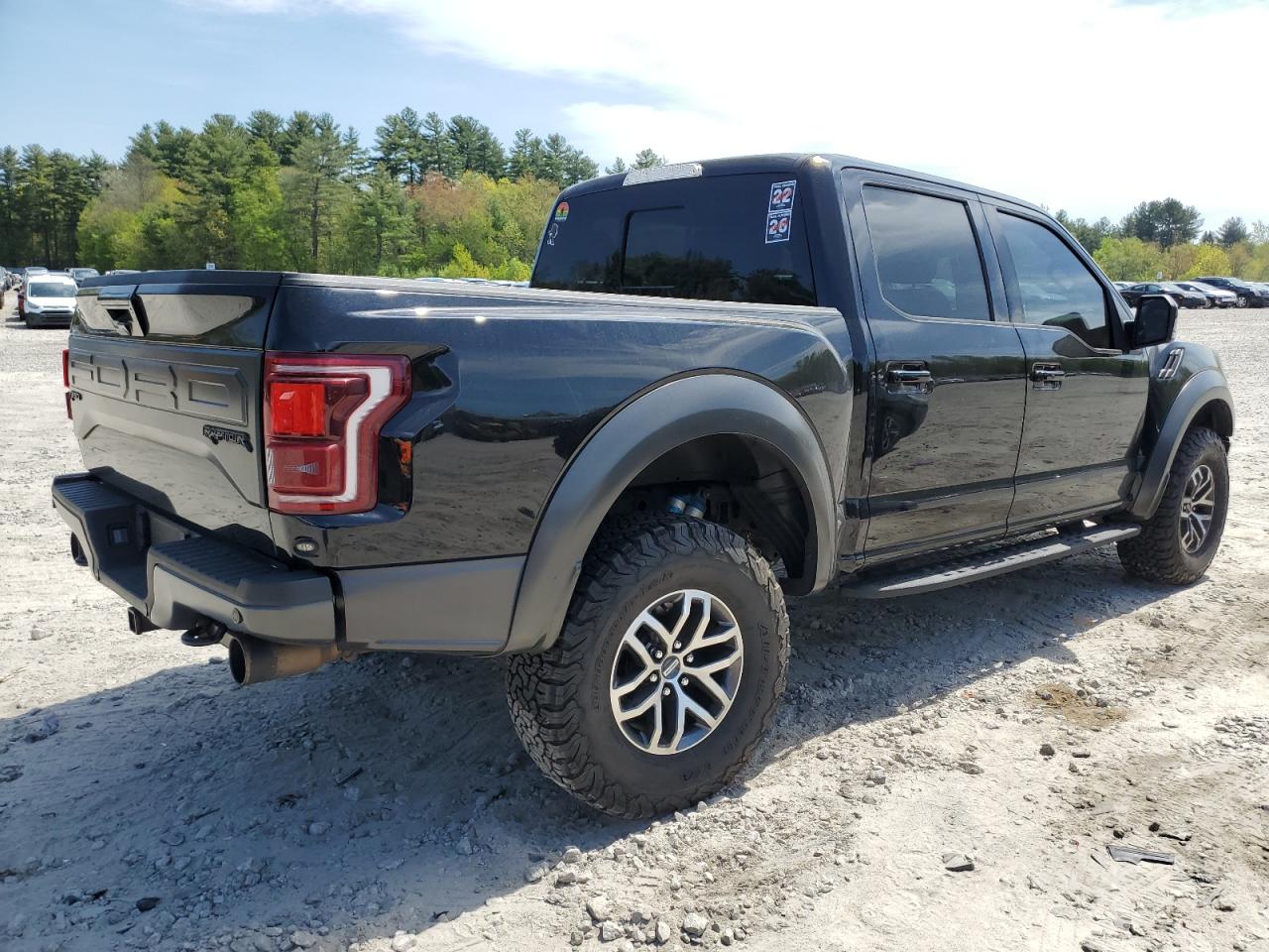 Photo 2 VIN: 1FTFW1RG9JFD22052 - FORD F-150 