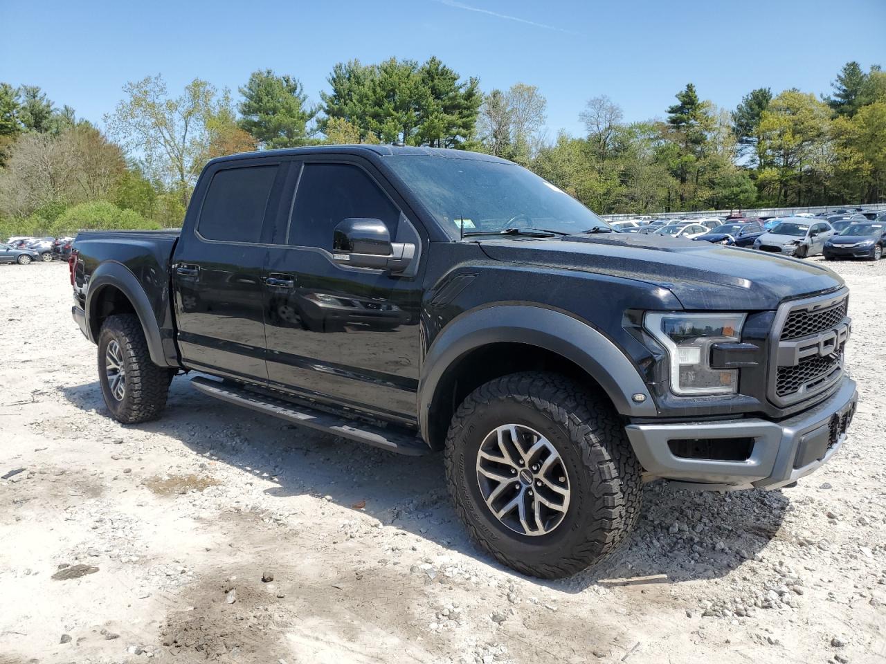 Photo 3 VIN: 1FTFW1RG9JFD22052 - FORD F-150 