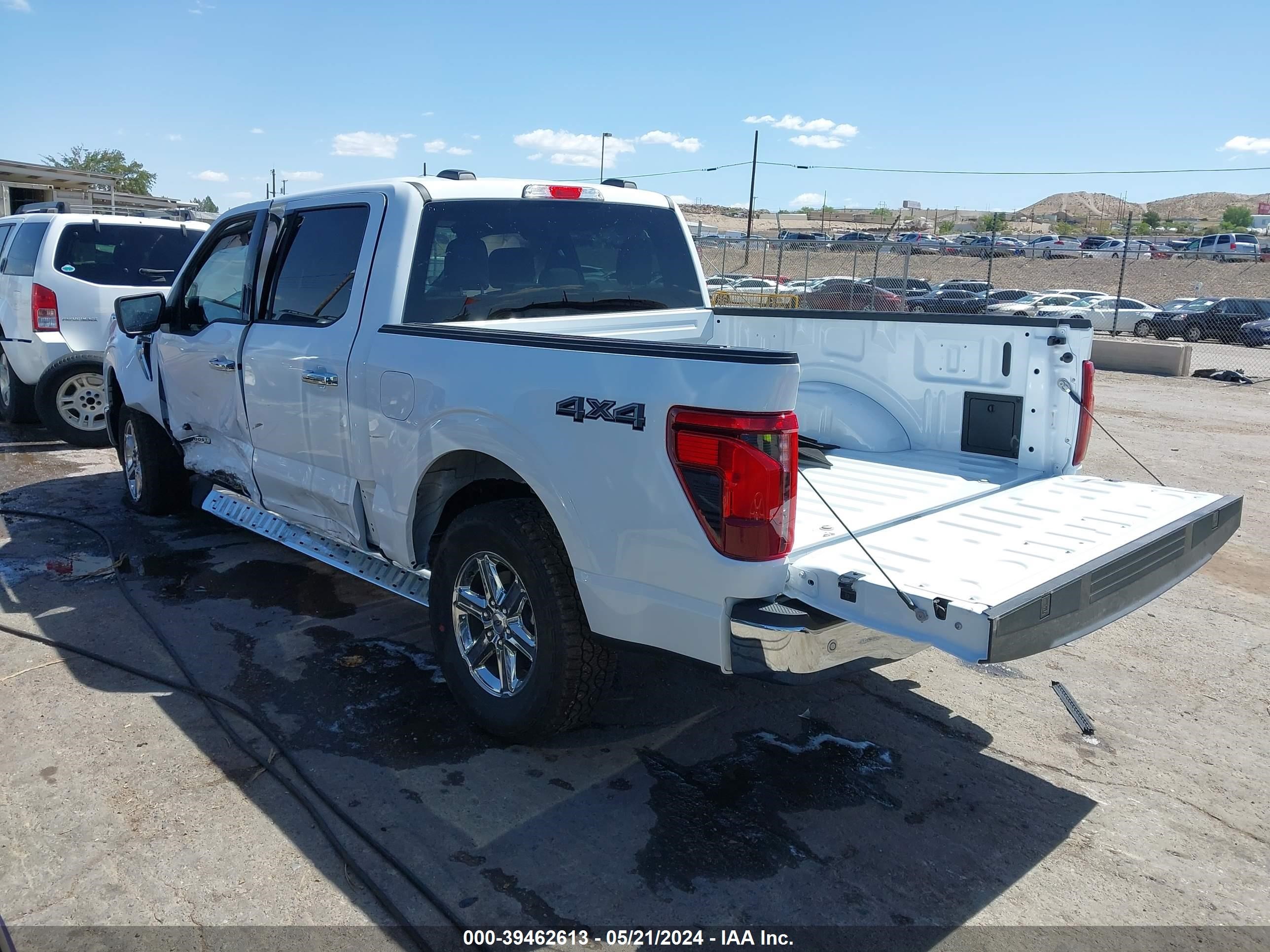 Photo 2 VIN: 1FTFW3LD0RFA27105 - FORD F-150 