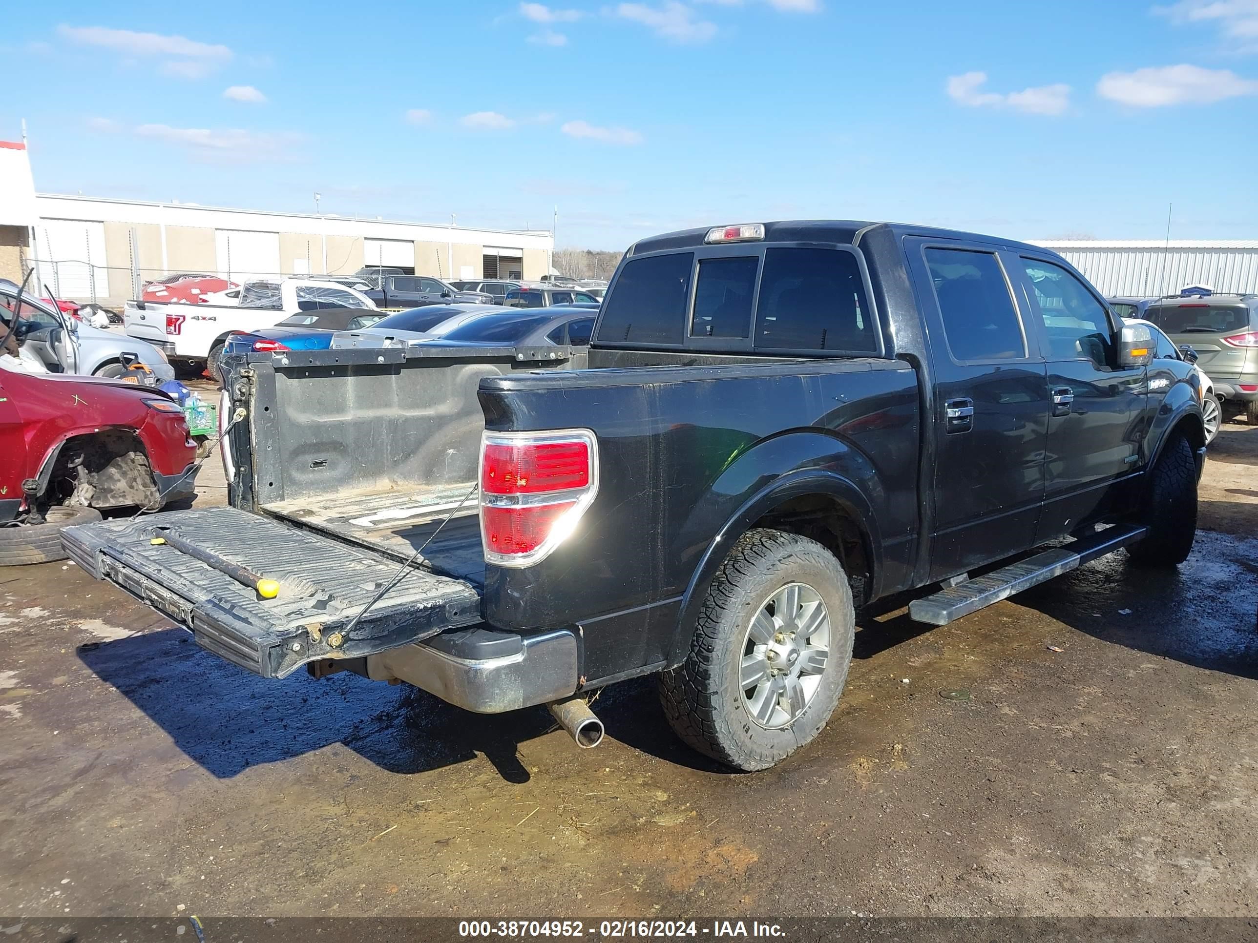 Photo 3 VIN: 1FTFWICT1CTD10171 - FORD F-150 