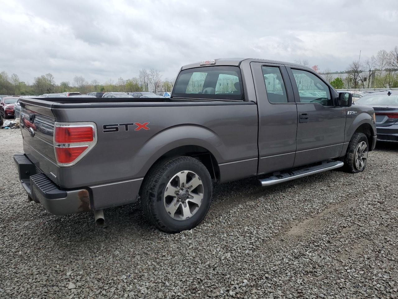 Photo 2 VIN: 1FTFX1CF0DFB97265 - FORD F-150 