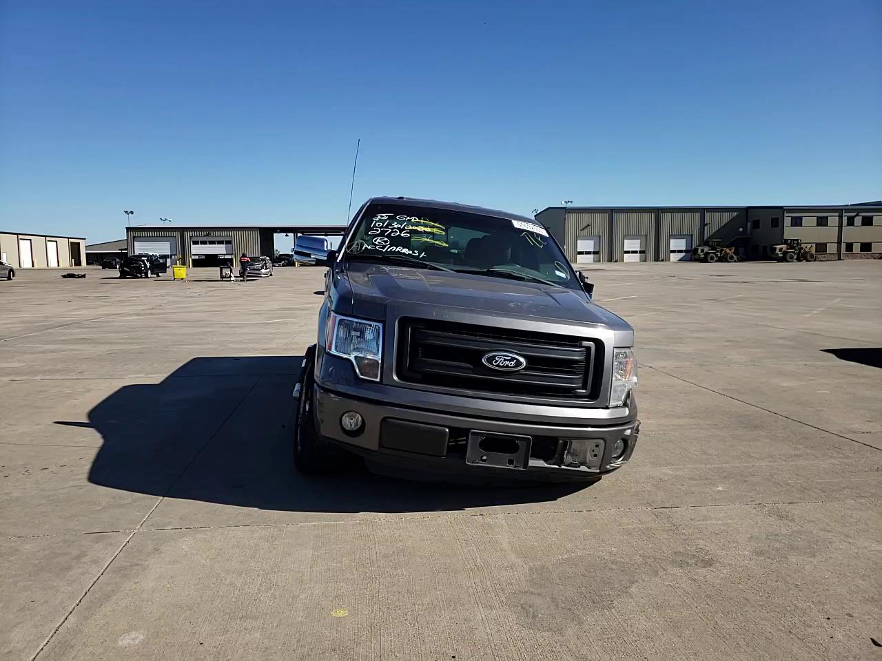 Photo 10 VIN: 1FTFX1CF4DFB51826 - FORD F150 SUPER 