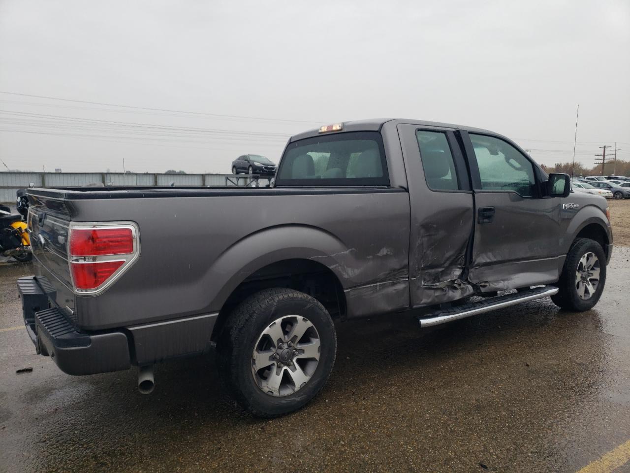 Photo 2 VIN: 1FTFX1CF5DFA47457 - FORD F-150 