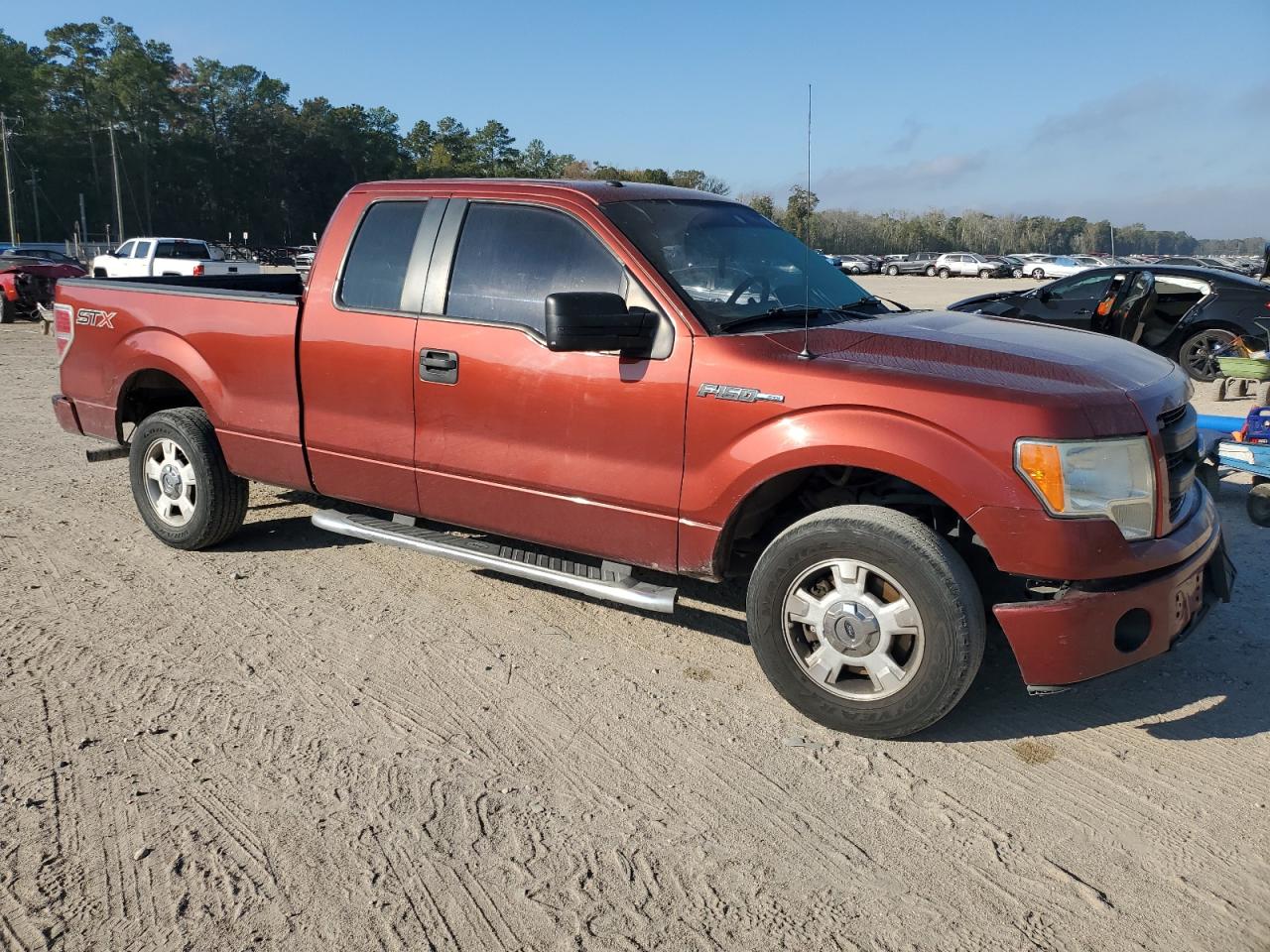 Photo 3 VIN: 1FTFX1CF6EKF01997 - FORD F-150 